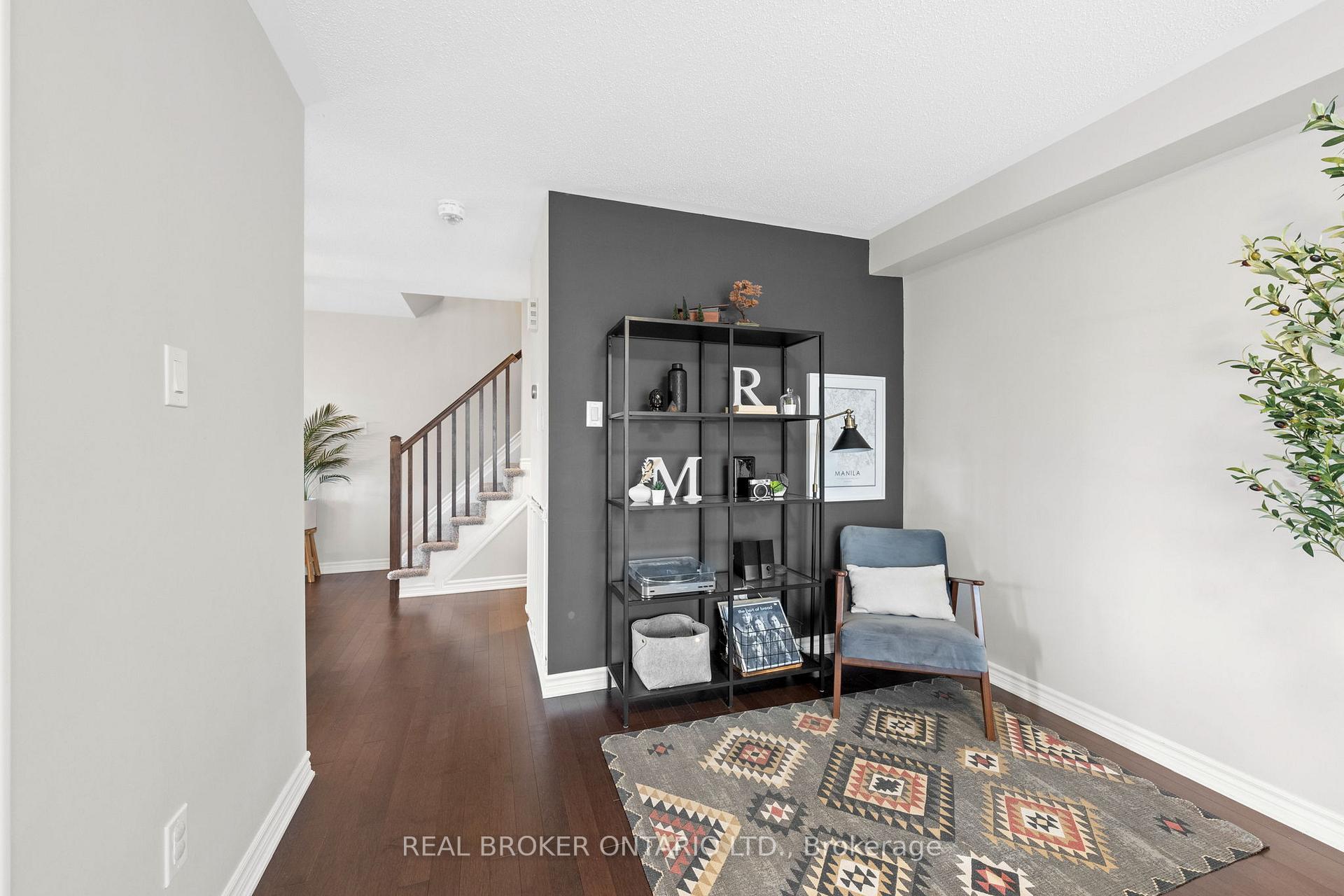 Photo 5 of 769 Summergaze Street, Ottawa, Kanata - Emerald Meadows/Trailwest — HOMEH