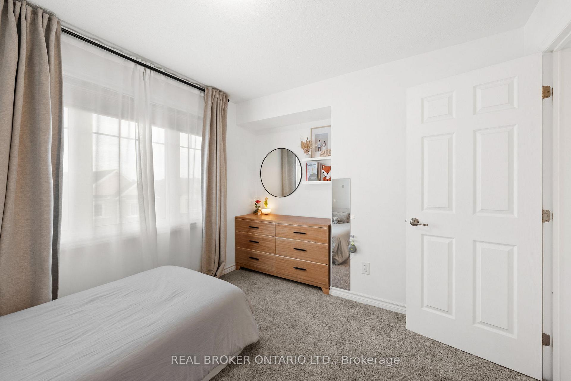Photo 12 of 769 Summergaze Street, Ottawa, Kanata - Emerald Meadows/Trailwest — HOMEH