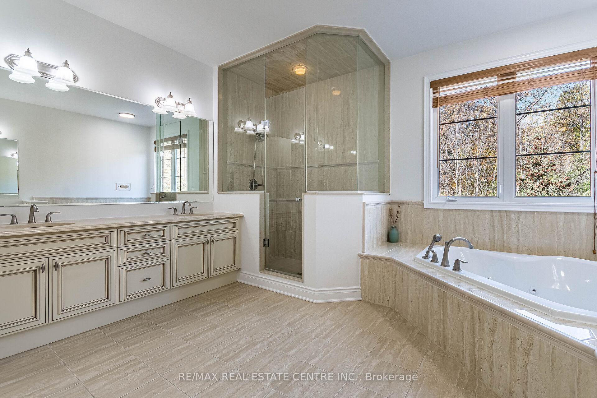 Photo 25 of 931 Syndenham Lane, Milton, Willmott — HOMEH