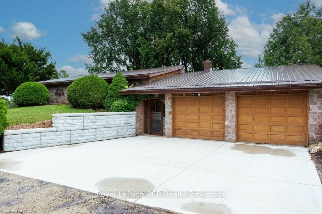 Photo 1 of 9811 Creek Road, Minto — HOMEH