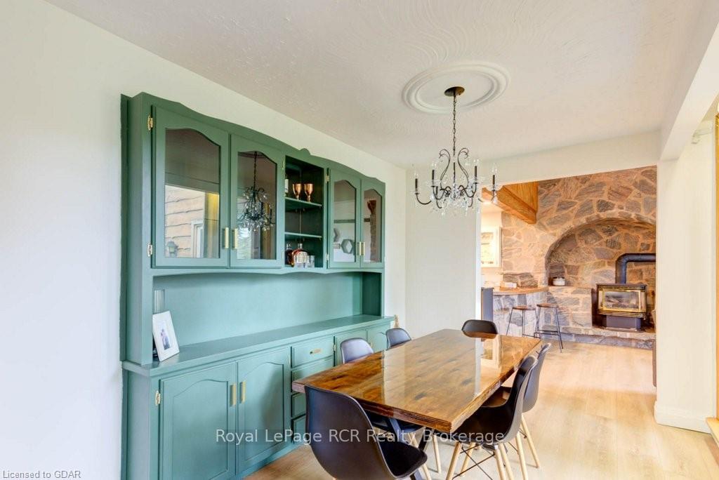 Photo 10 of 9811 Creek Road, Minto — HOMEH