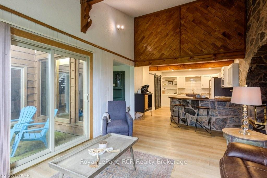 Photo 12 of 9811 Creek Road, Minto — HOMEH