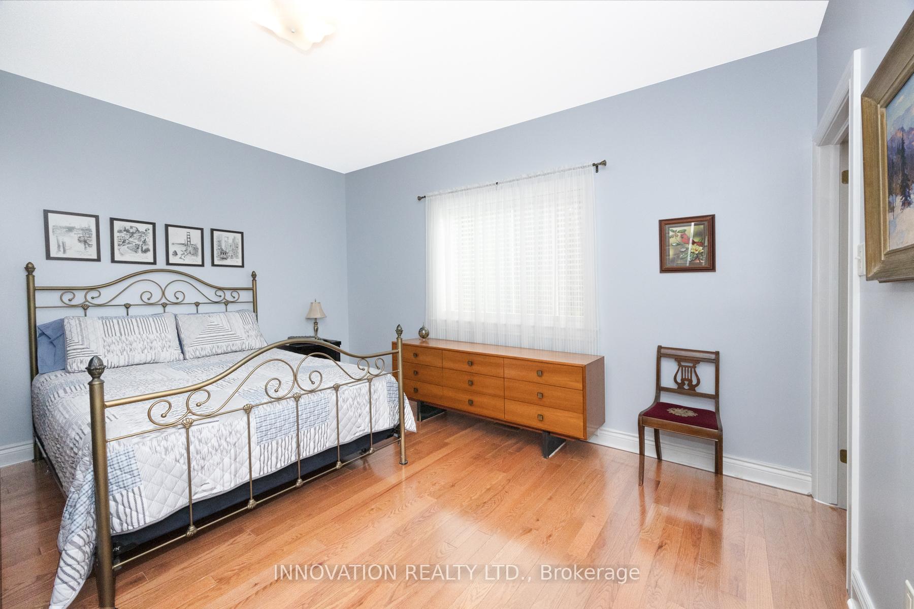 Photo 14 of 36 Castle Glen Crescent, Ottawa, Kanata - Glencairn/Hazeldean — HOMEH
