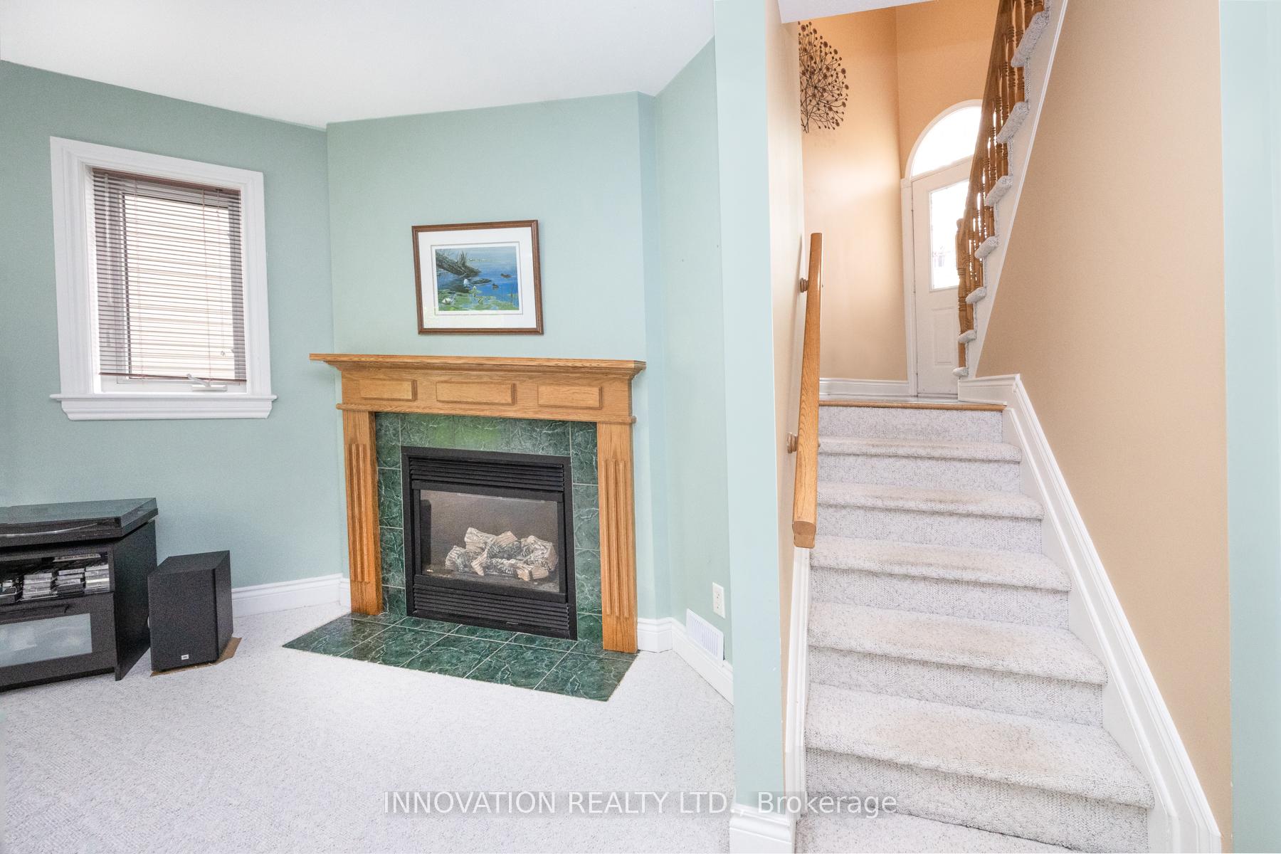 Photo 18 of 36 Castle Glen Crescent, Ottawa, Kanata - Glencairn/Hazeldean — HOMEH