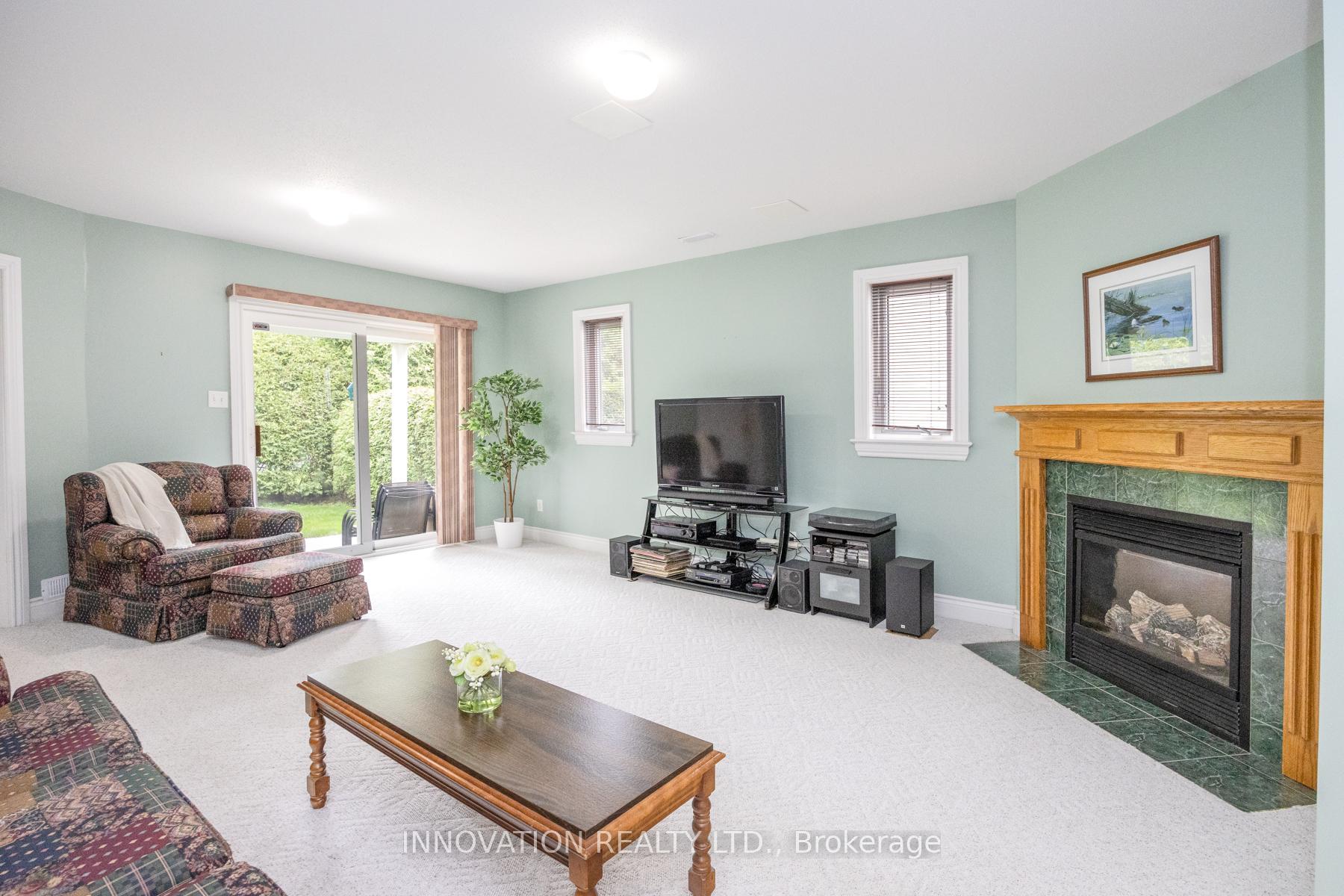 Photo 19 of 36 Castle Glen Crescent, Ottawa, Kanata - Glencairn/Hazeldean — HOMEH
