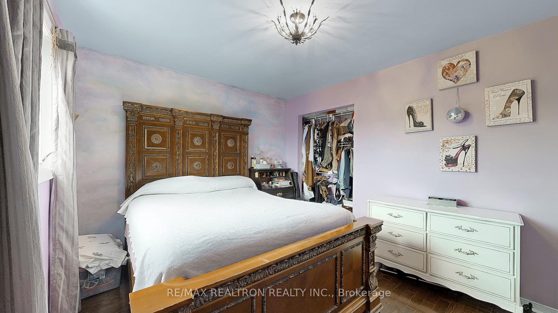 Photo 25 of 43 Strathmore Drive, Markham, Raymerville — HOMEH