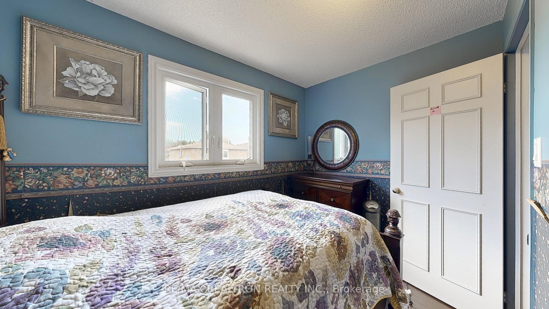 Photo 30 of 43 Strathmore Drive, Markham, Raymerville — HOMEH
