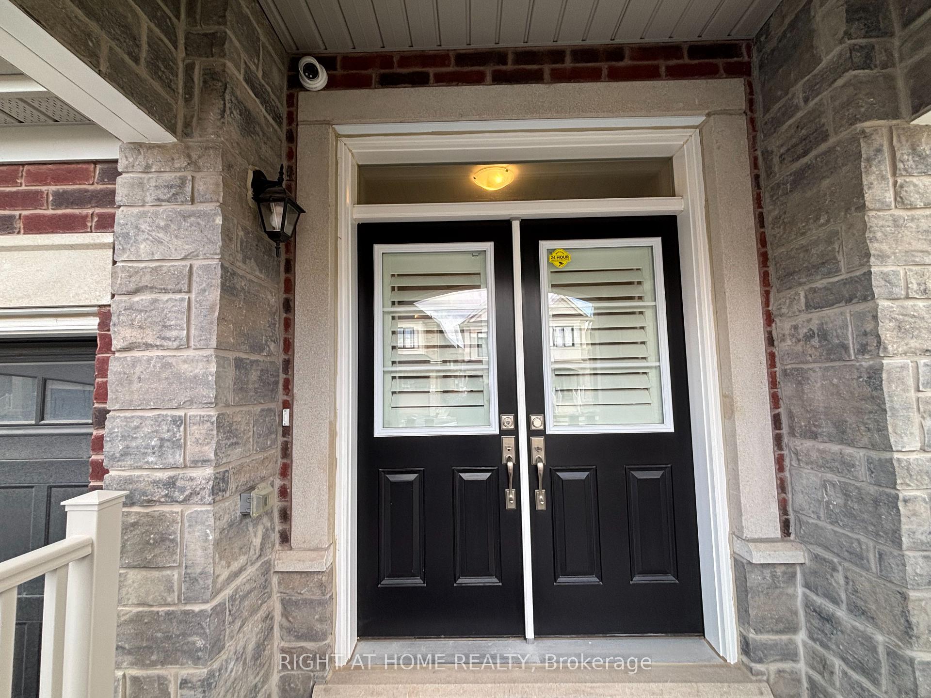 Photo 3 of Unit UPPER, 1480 Kitchen Court, Milton, Walker — HOMEH