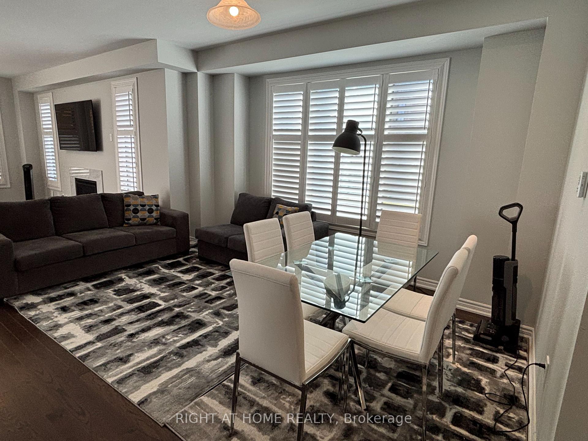 Photo 4 of Unit UPPER, 1480 Kitchen Court, Milton, Walker — HOMEH