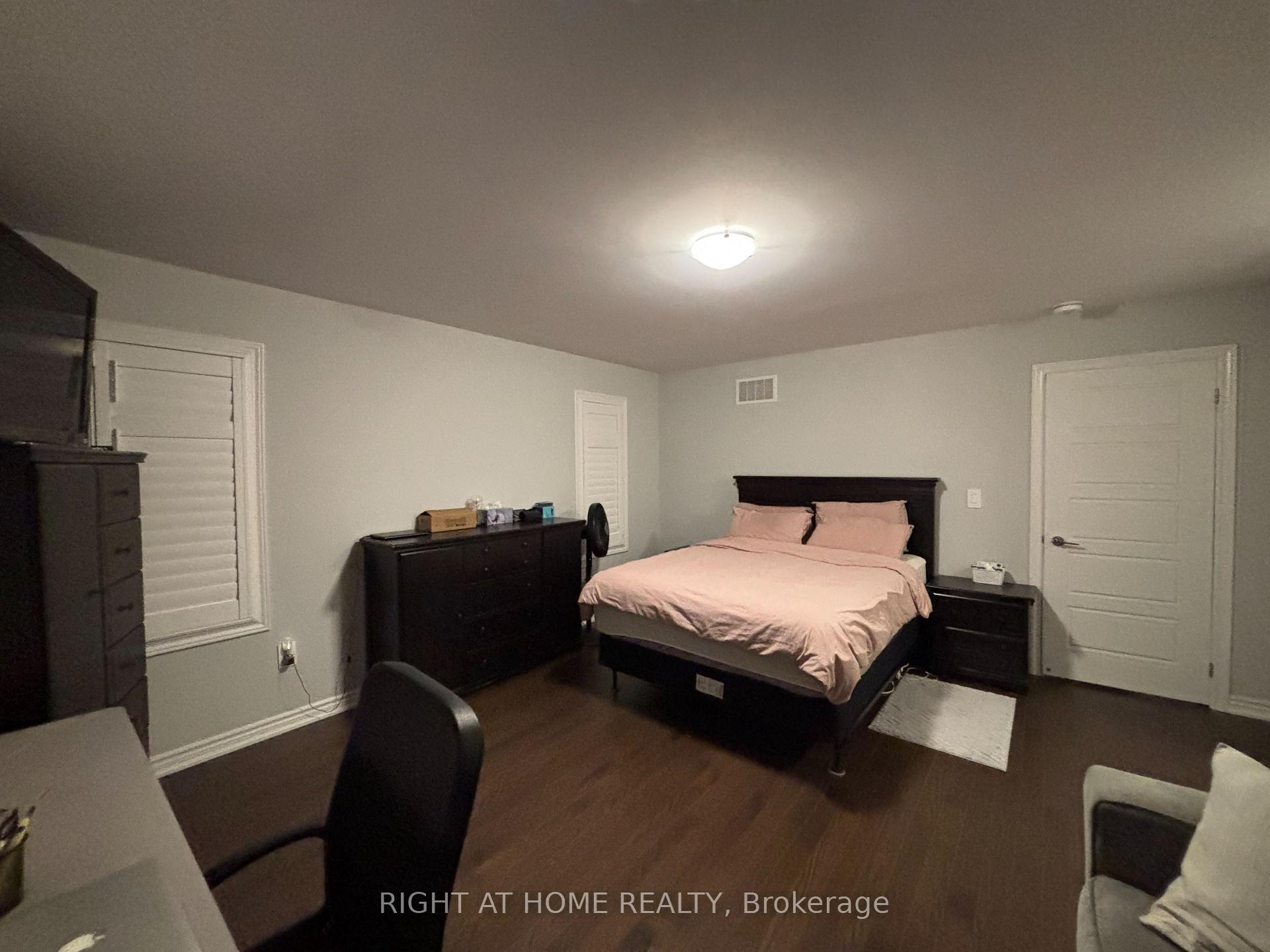 Photo 33 of Unit UPPER, 1480 Kitchen Court, Milton, Walker — HOMEH