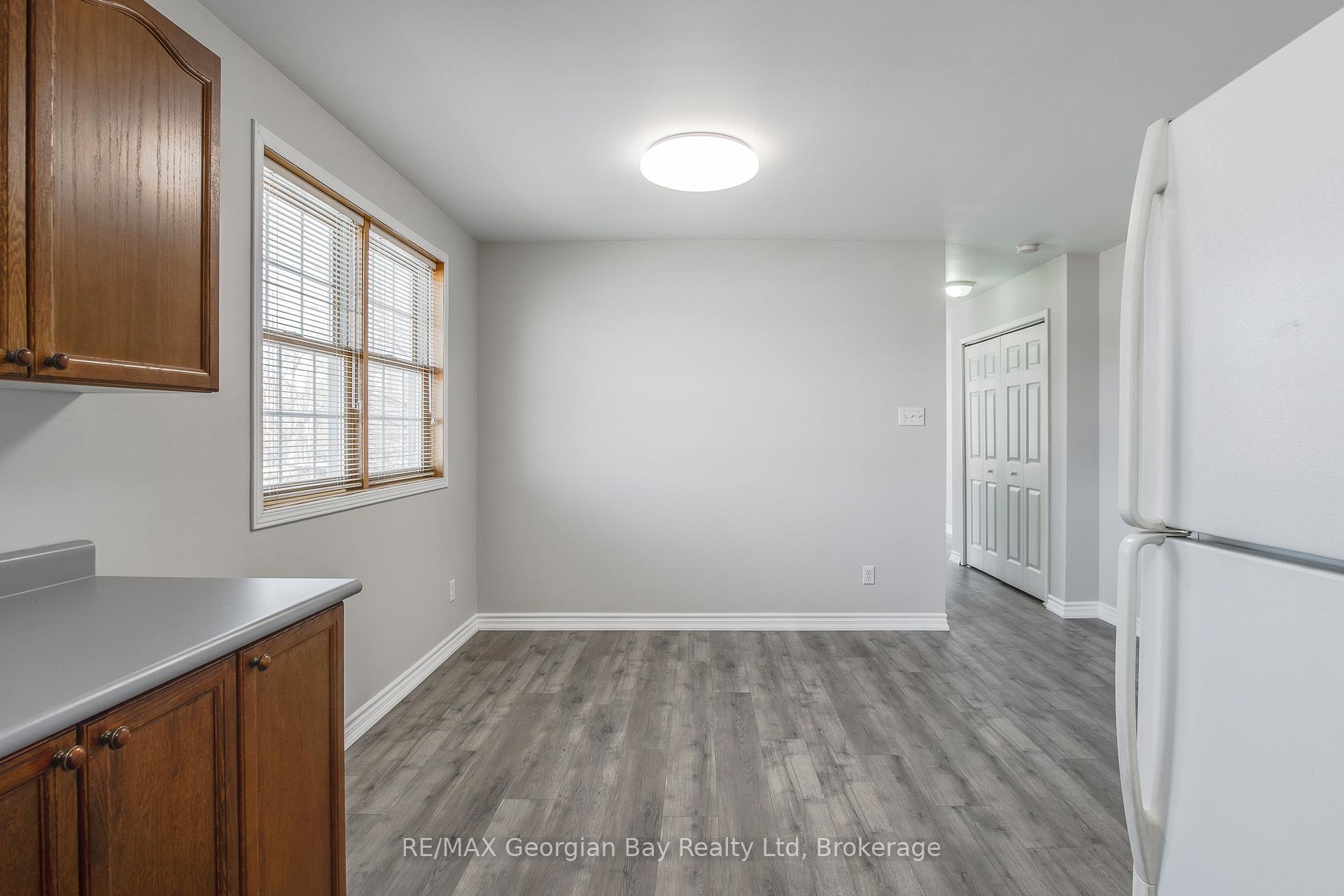 Photo 10 of 42 Fourth Street, Midland — HOMEH