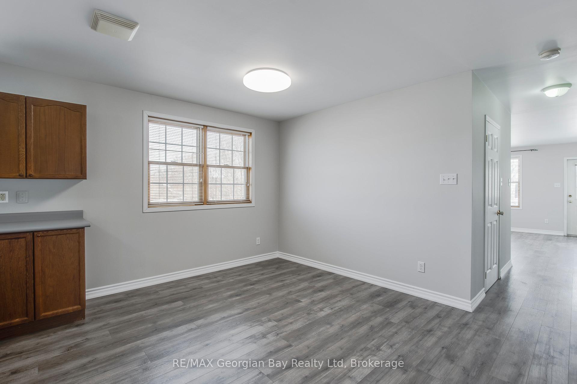 Photo 11 of 42 Fourth Street, Midland — HOMEH