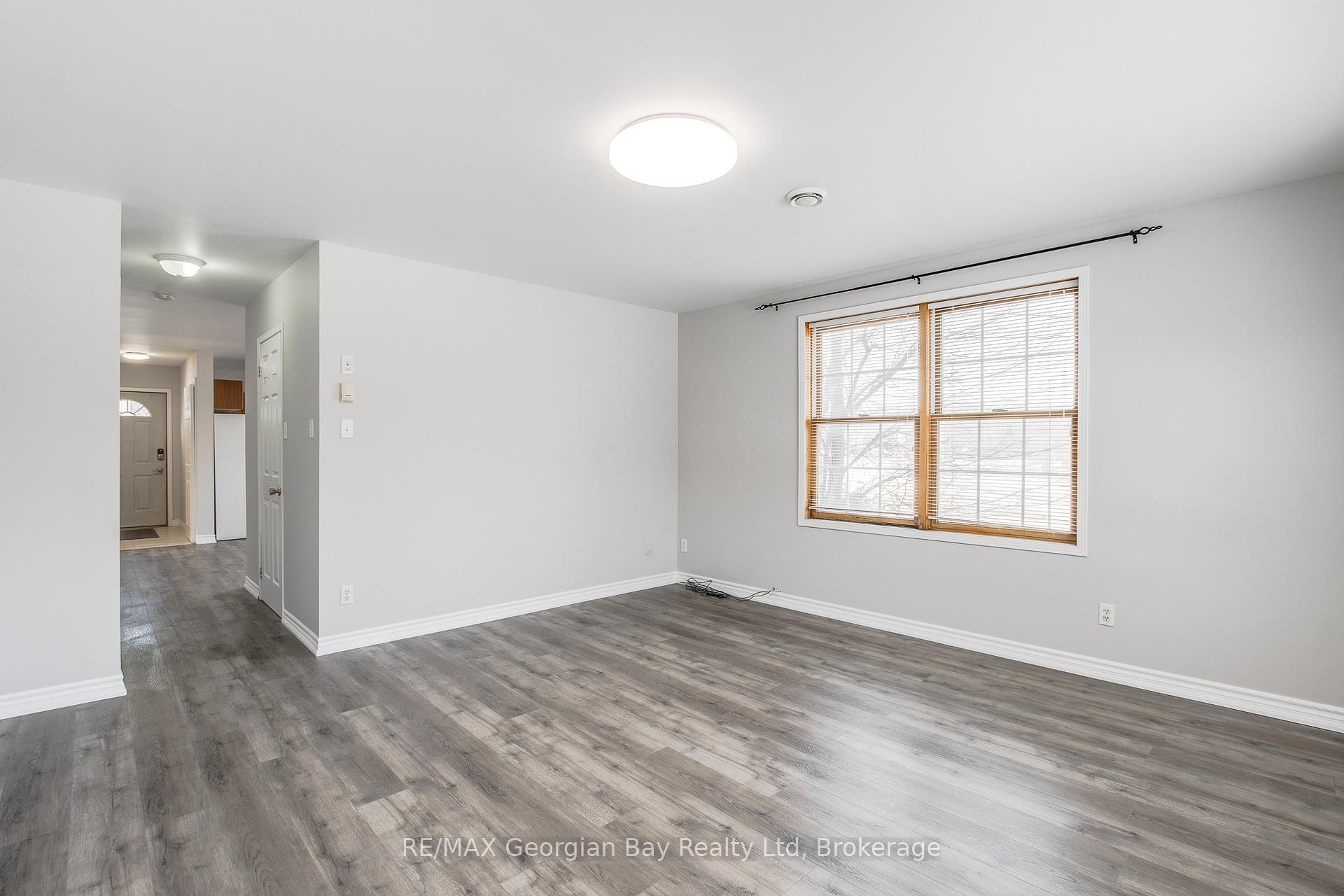 Photo 13 of 42 Fourth Street, Midland — HOMEH
