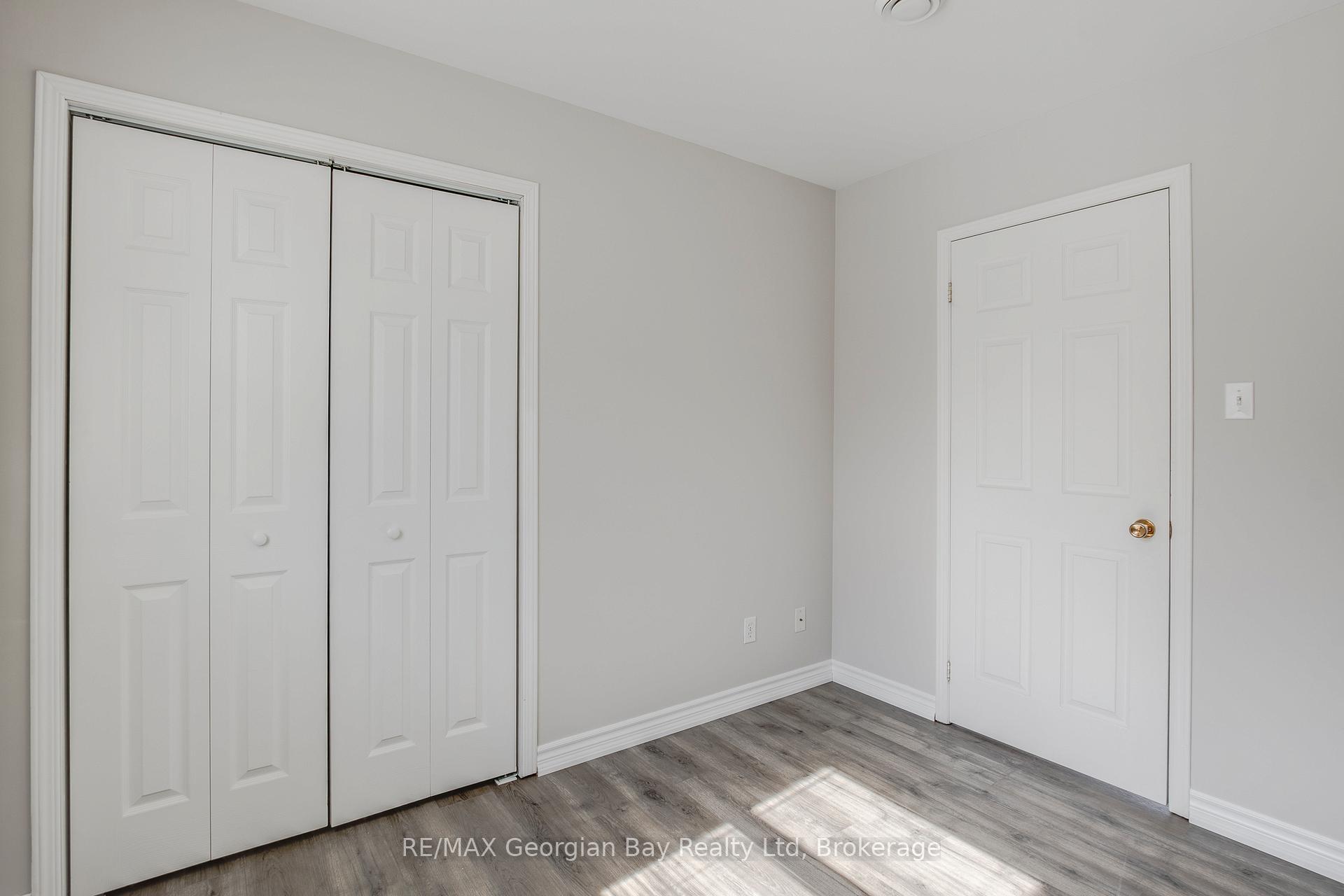 Photo 16 of 42 Fourth Street, Midland — HOMEH