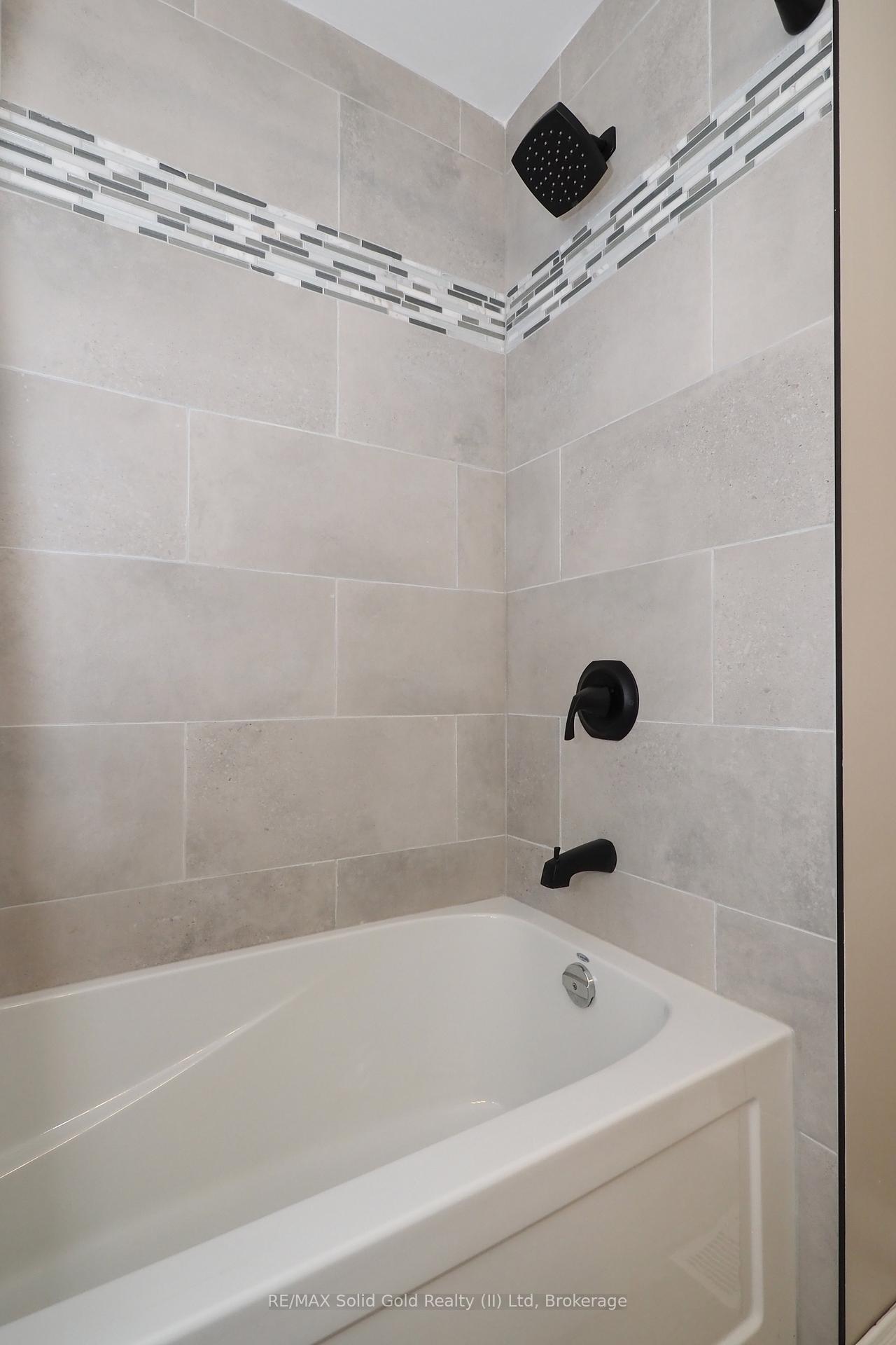 Photo 27 of 507 Commonwealth Crescent, Kitchener — HOMEH