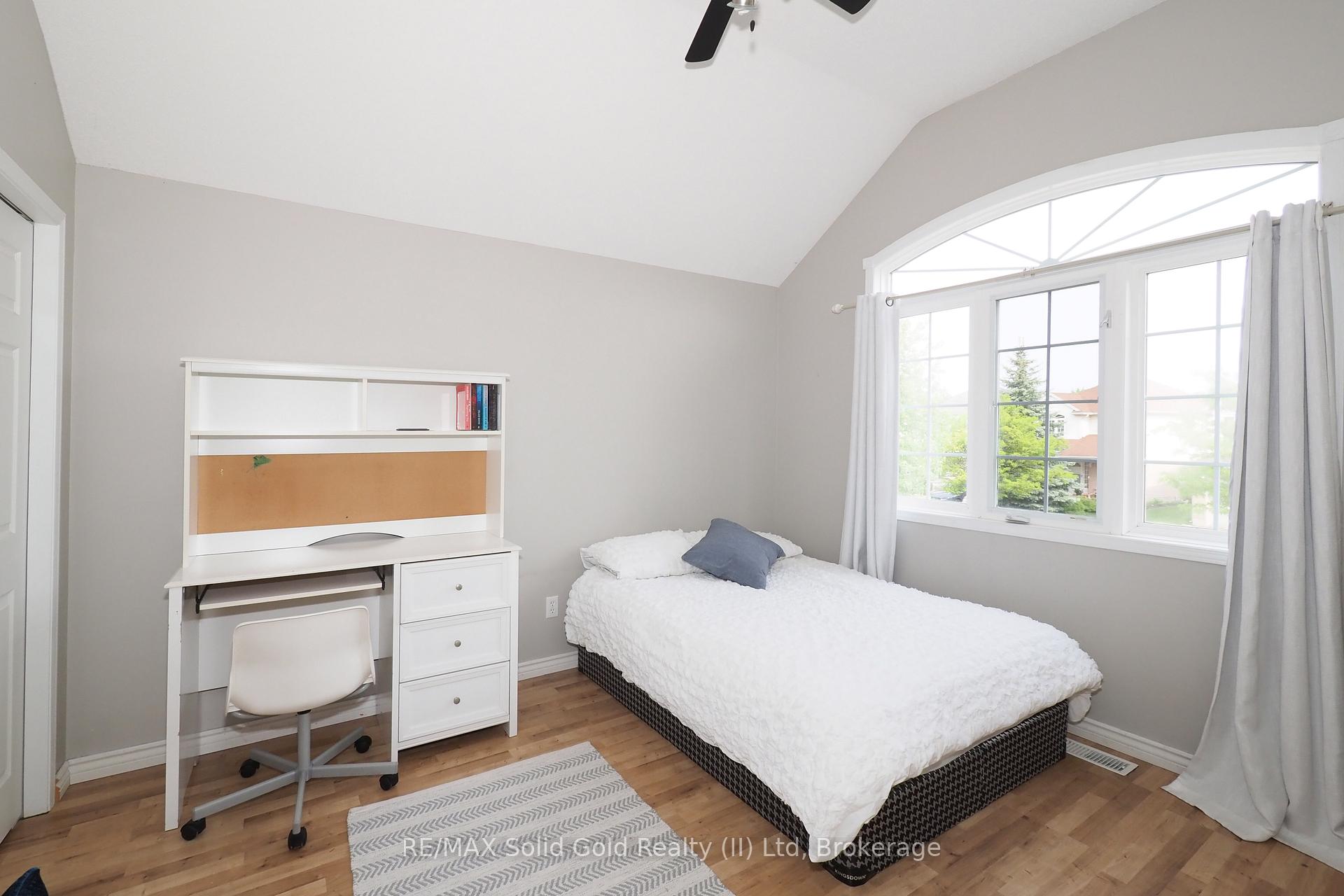 Photo 28 of 507 Commonwealth Crescent, Kitchener — HOMEH