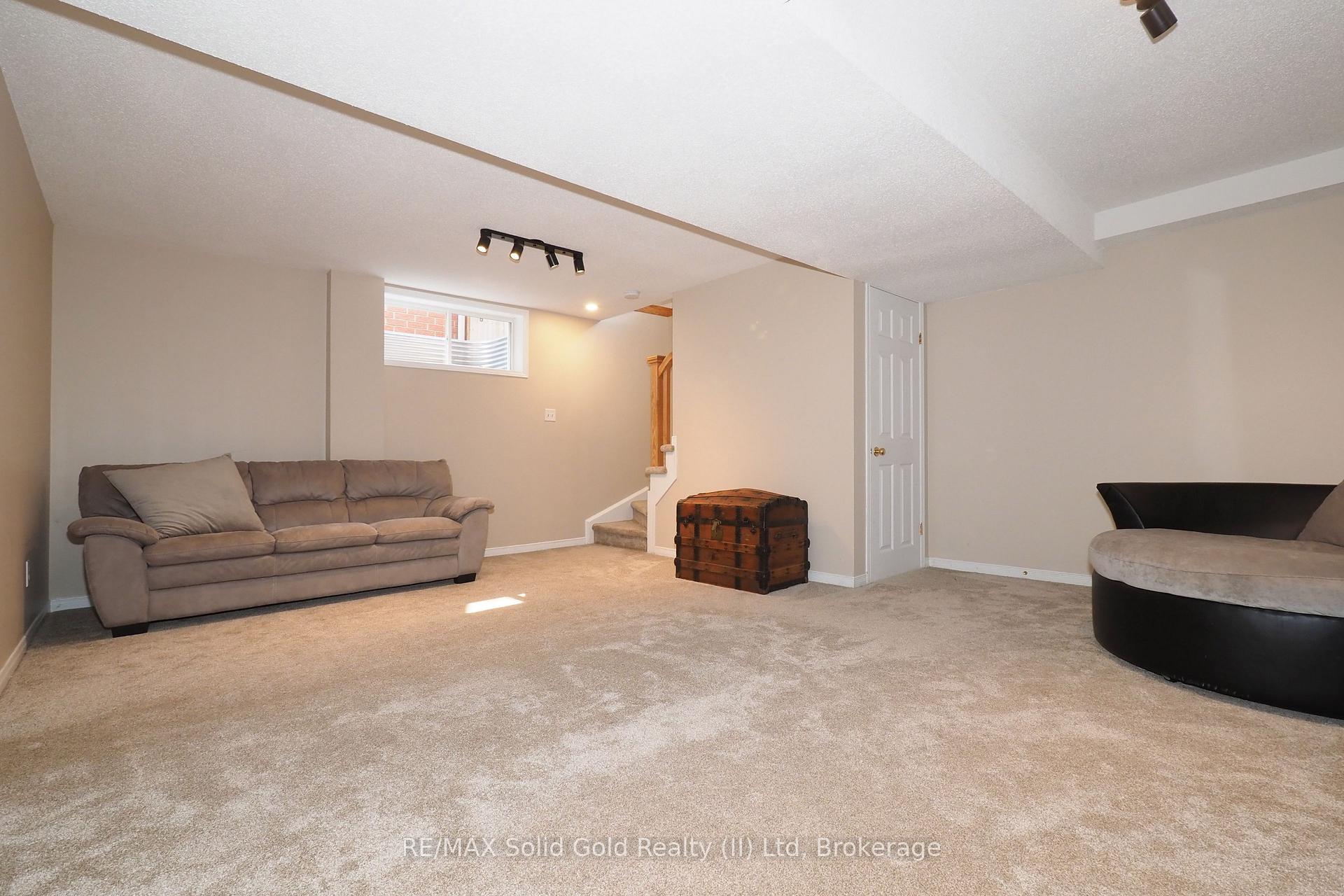 Photo 34 of 507 Commonwealth Crescent, Kitchener — HOMEH
