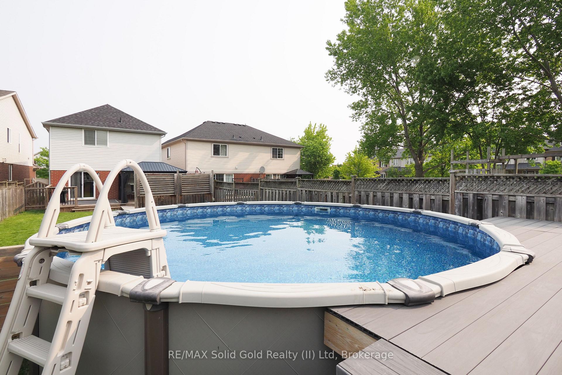 Photo 40 of 507 Commonwealth Crescent, Kitchener — HOMEH