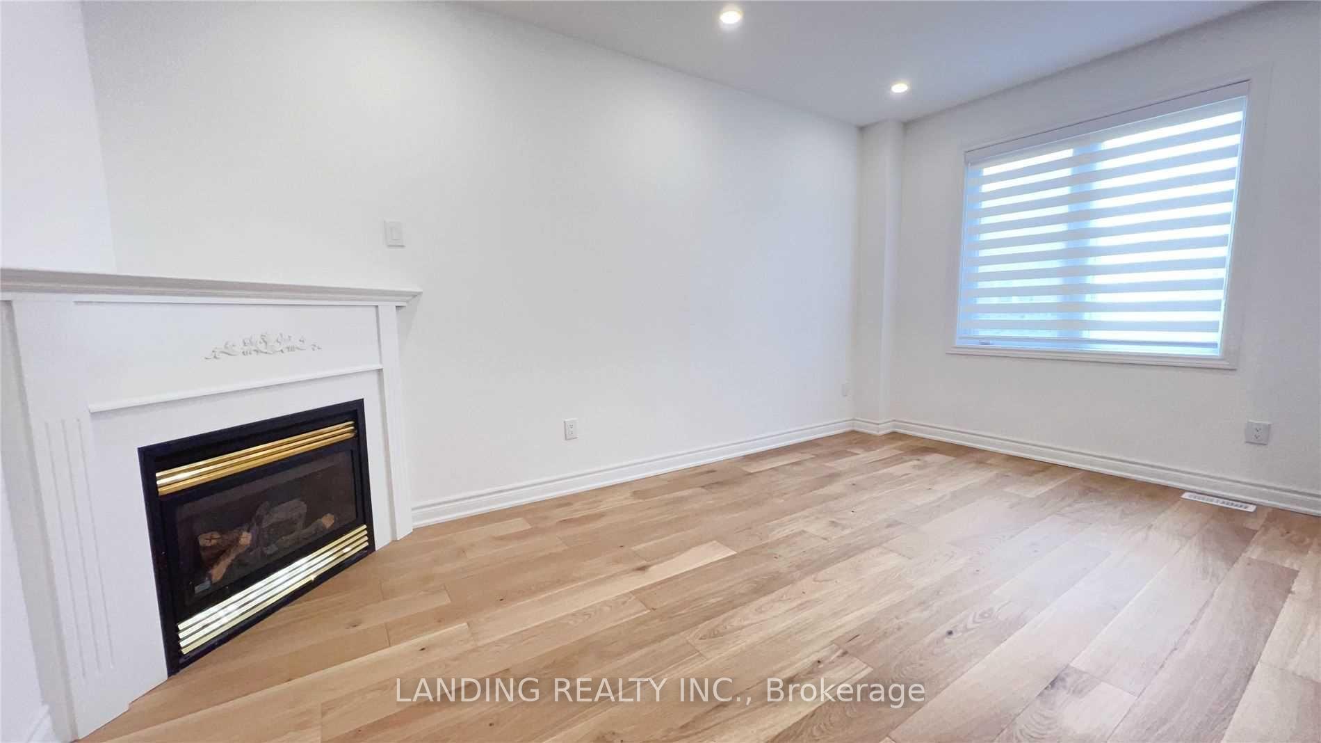 Photo 7 of 35 Briarcrest Drive, Markham, Berczy — HOMEH