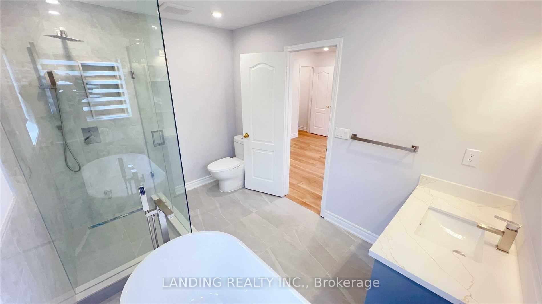 Photo 19 of 35 Briarcrest Drive, Markham, Berczy — HOMEH