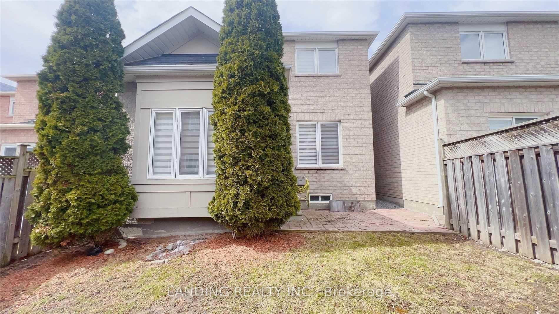 Photo 36 of 35 Briarcrest Drive, Markham, Berczy — HOMEH