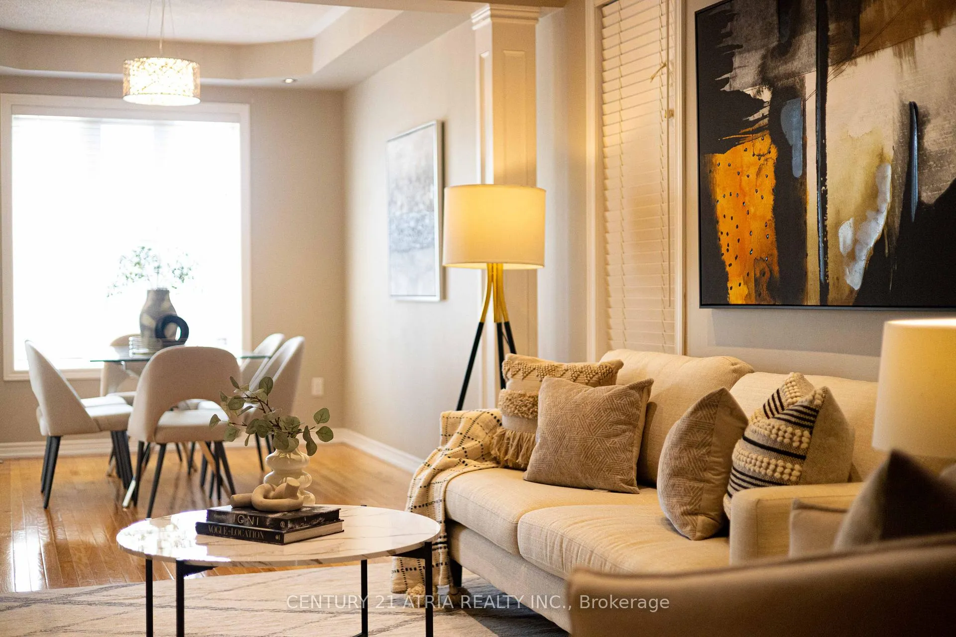 Photo 3 of 23 Staglin Court, Markham, Cathedraltown — HOMEH