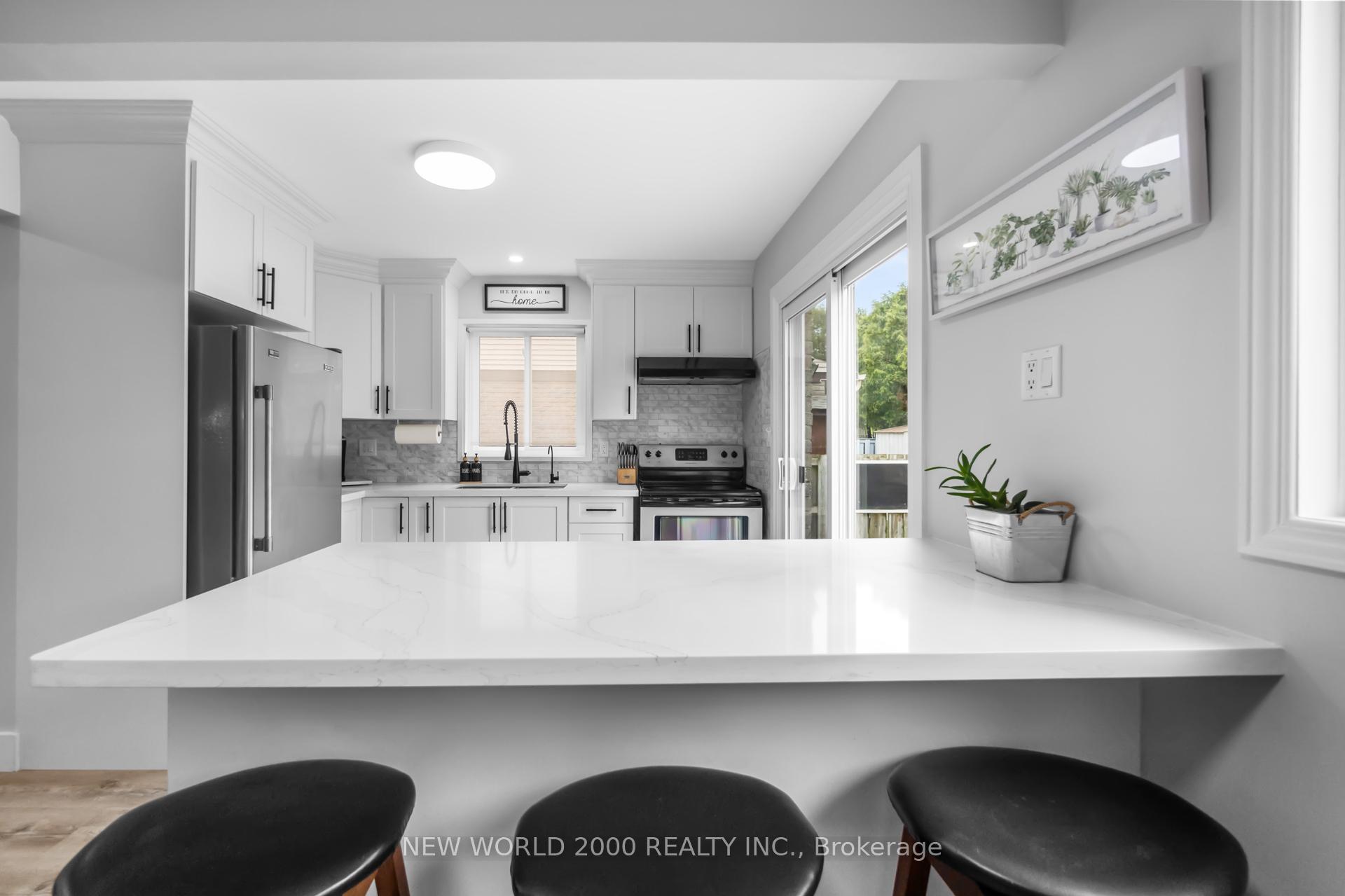 Photo 16 of 160 Bechtel Drive, Kitchener — HOMEH