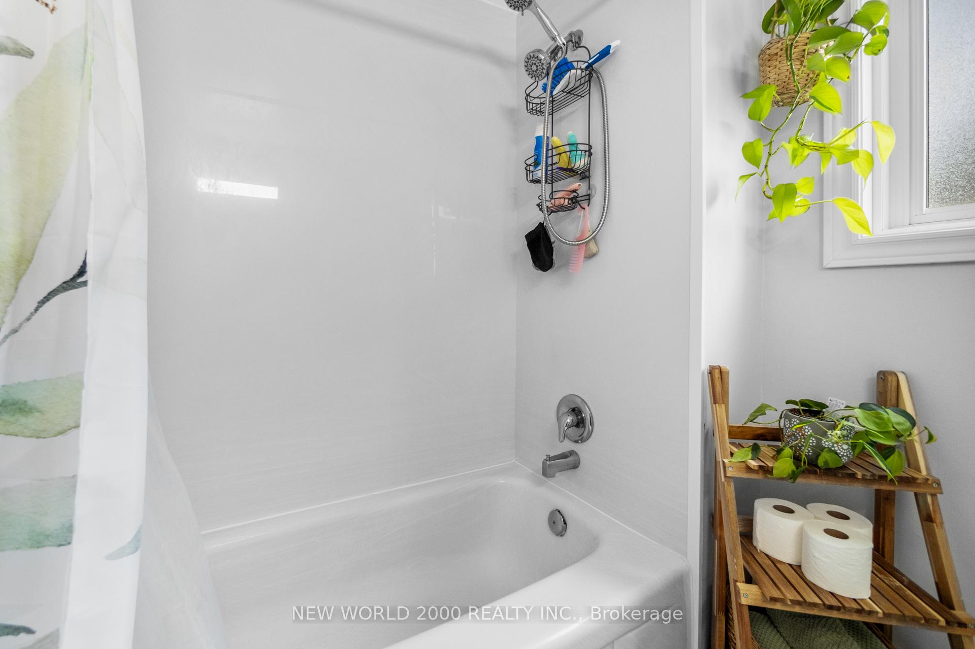 Photo 28 of 160 Bechtel Drive, Kitchener — HOMEH