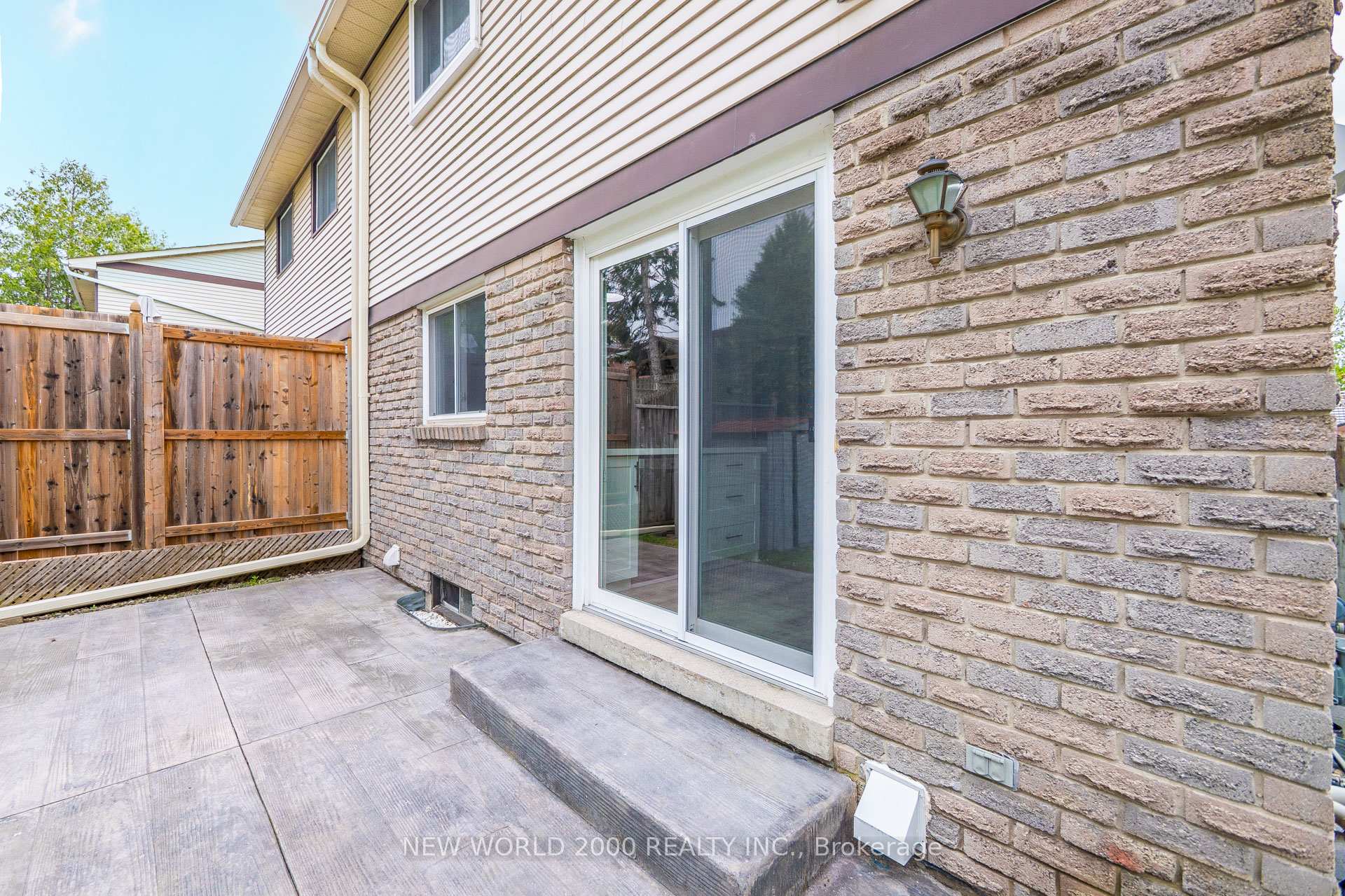 Photo 38 of 160 Bechtel Drive, Kitchener — HOMEH