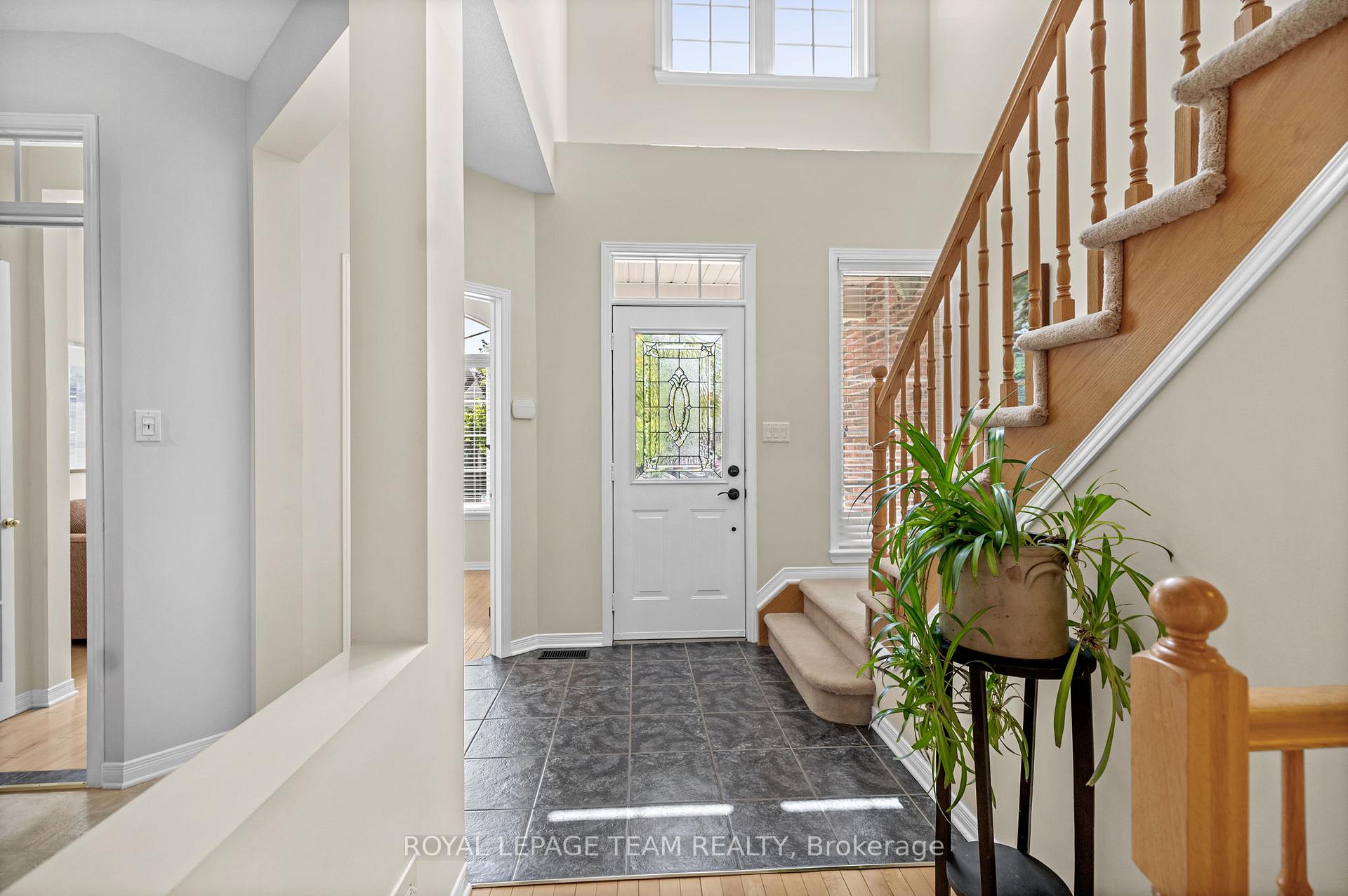 Photo 3 of 25 Morenz Terrace, Ottawa, Kanata - Kanata Lakes/Heritage Hills — HOMEH