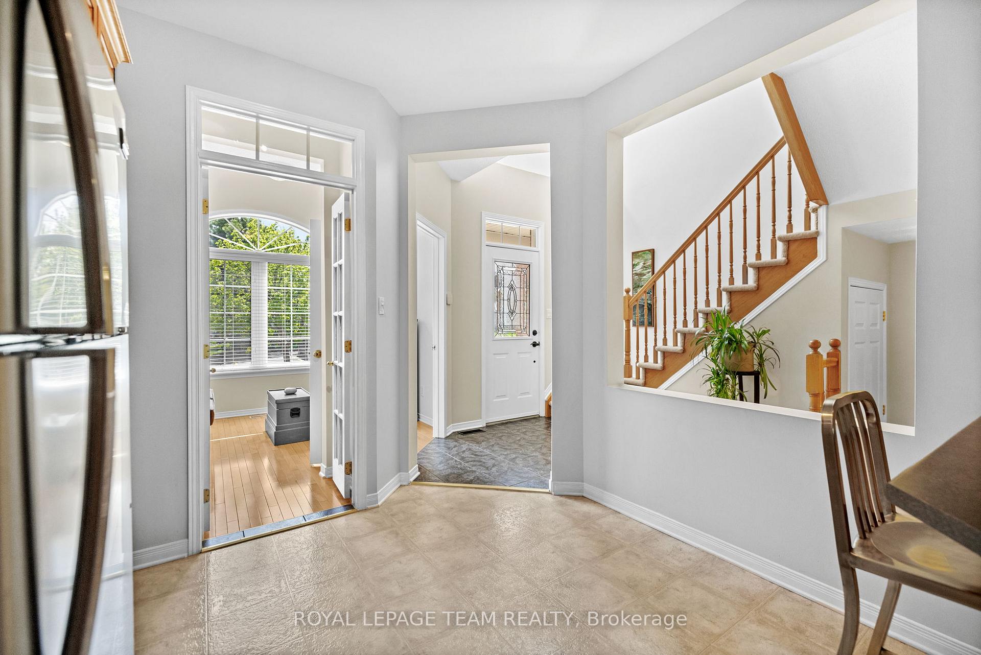 Photo 13 of 25 Morenz Terrace, Ottawa, Kanata - Kanata Lakes/Heritage Hills — HOMEH