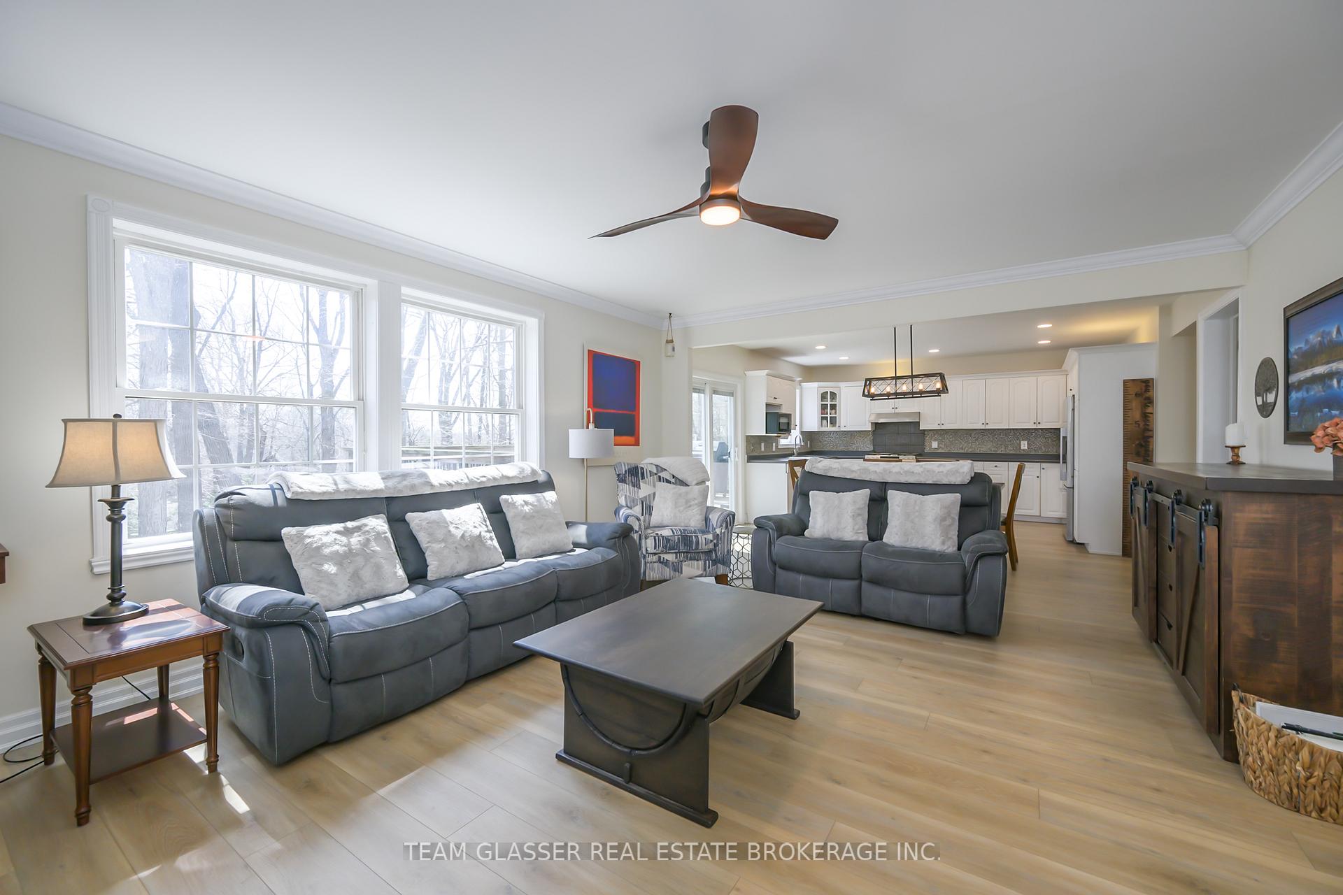 Photo 3 of 51 Birchcrest Drive, Middlesex Centre, Kilworth — HOMEH