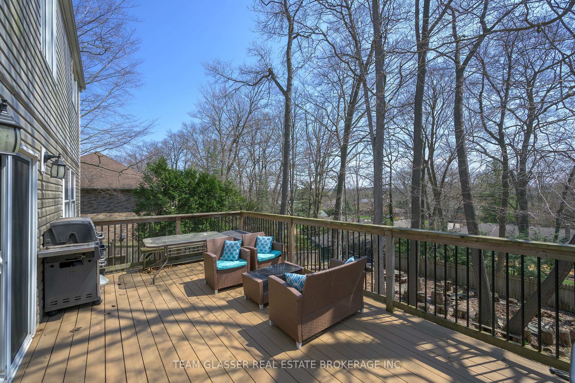 Photo 16 of 51 Birchcrest Drive, Middlesex Centre, Kilworth — HOMEH