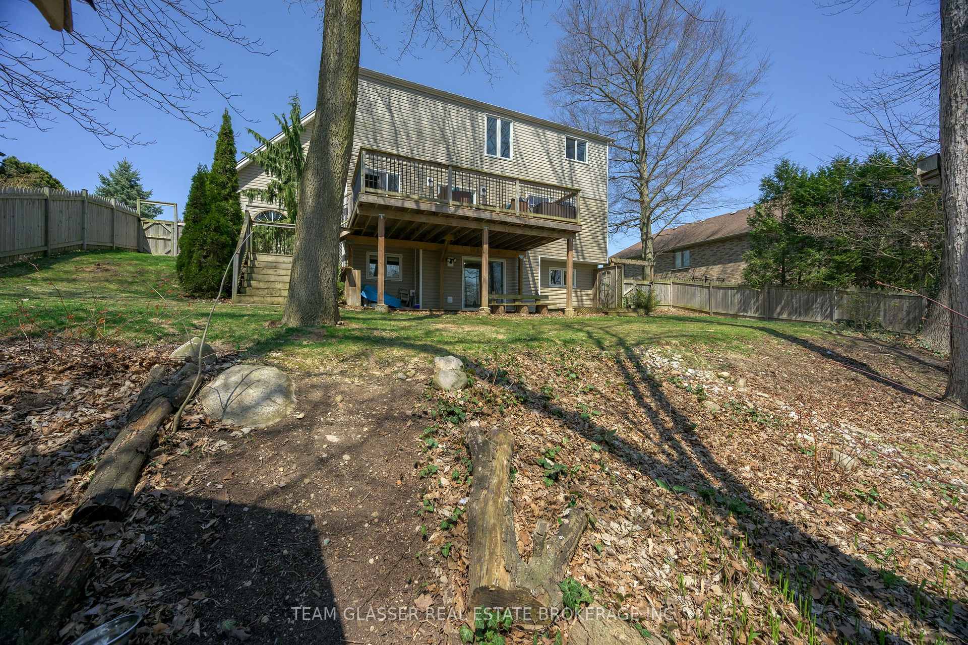 Photo 17 of 51 Birchcrest Drive, Middlesex Centre, Kilworth — HOMEH