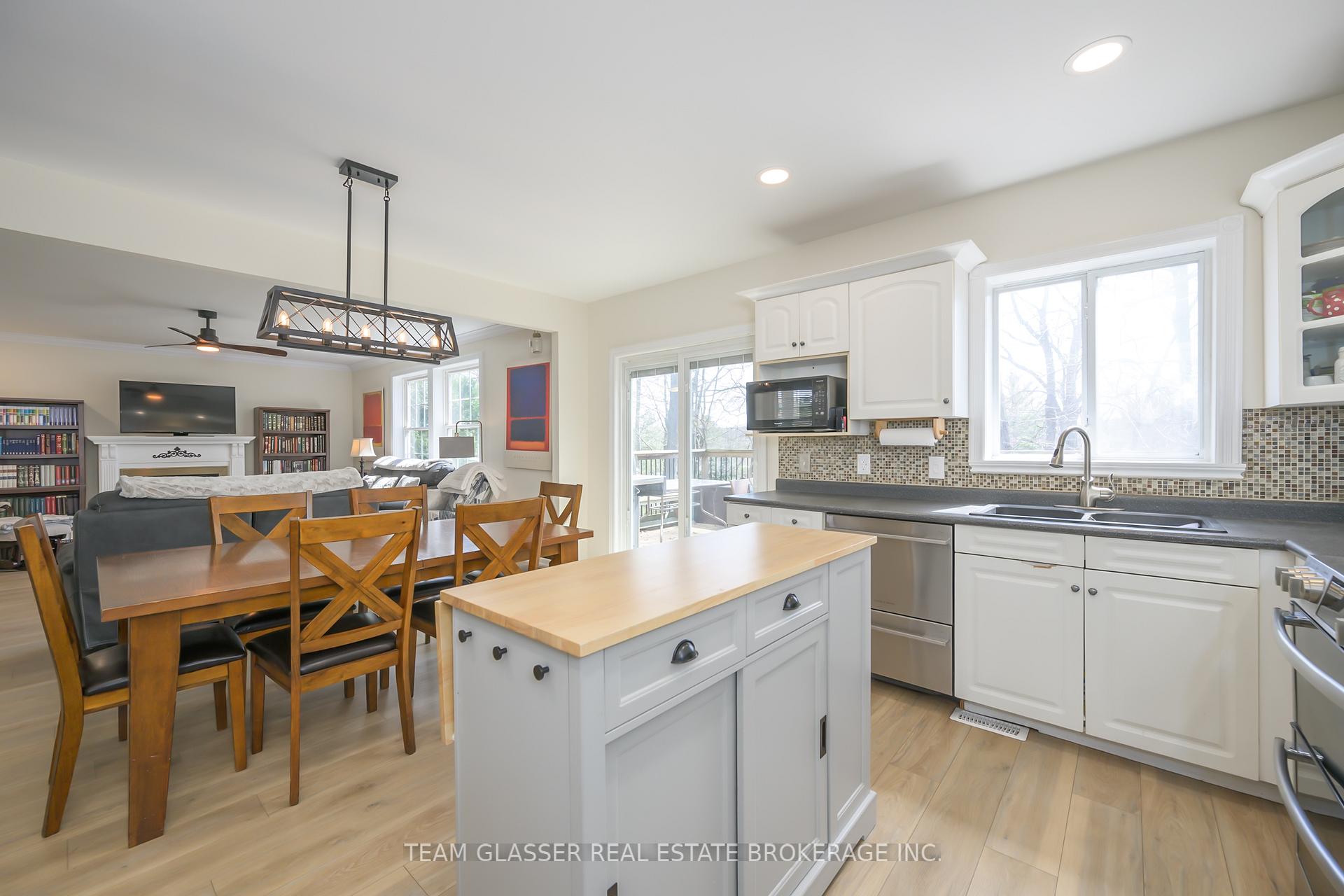 Photo 21 of 51 Birchcrest Drive, Middlesex Centre, Kilworth — HOMEH