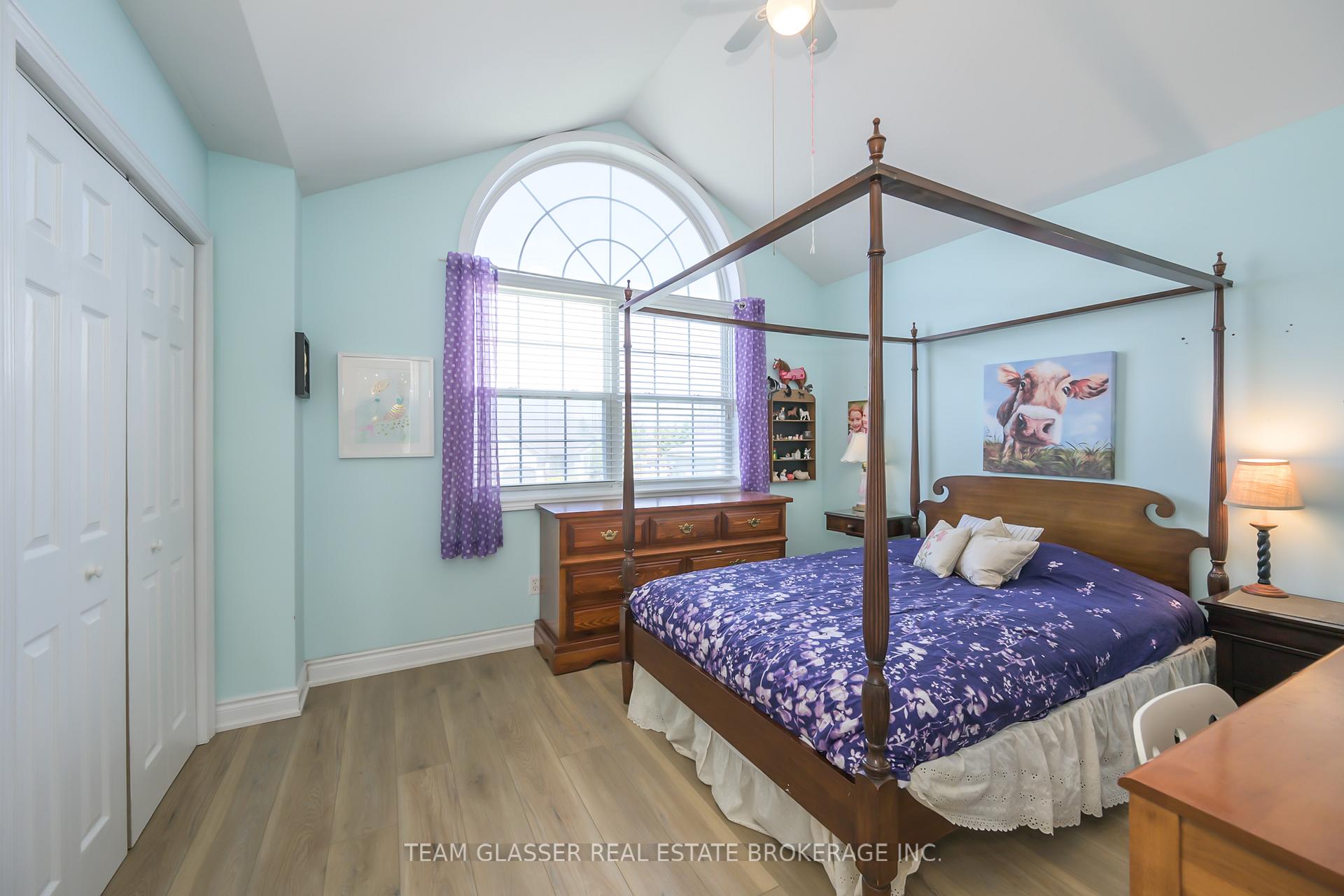 Photo 34 of 51 Birchcrest Drive, Middlesex Centre, Kilworth — HOMEH