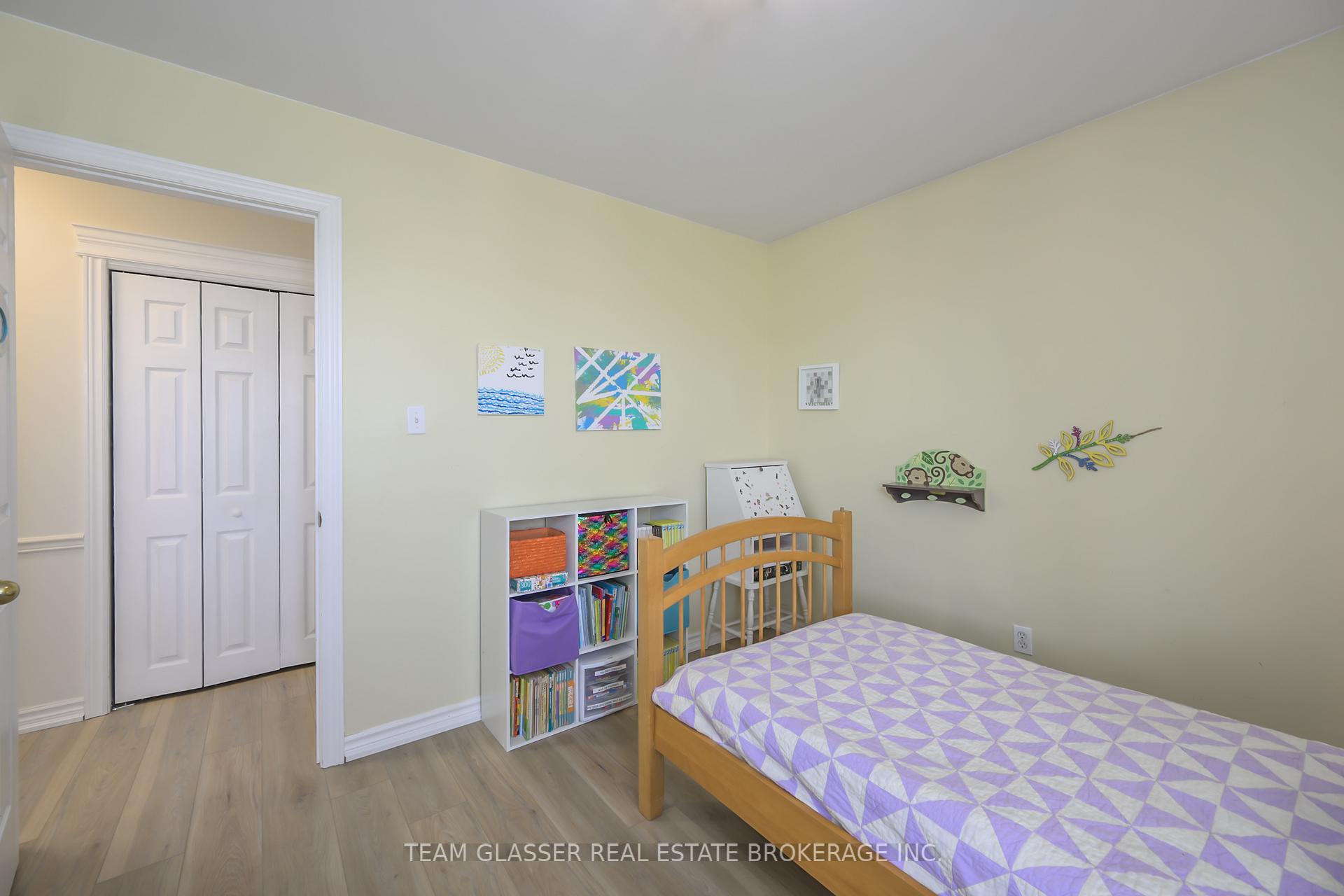 Photo 37 of 51 Birchcrest Drive, Middlesex Centre, Kilworth — HOMEH