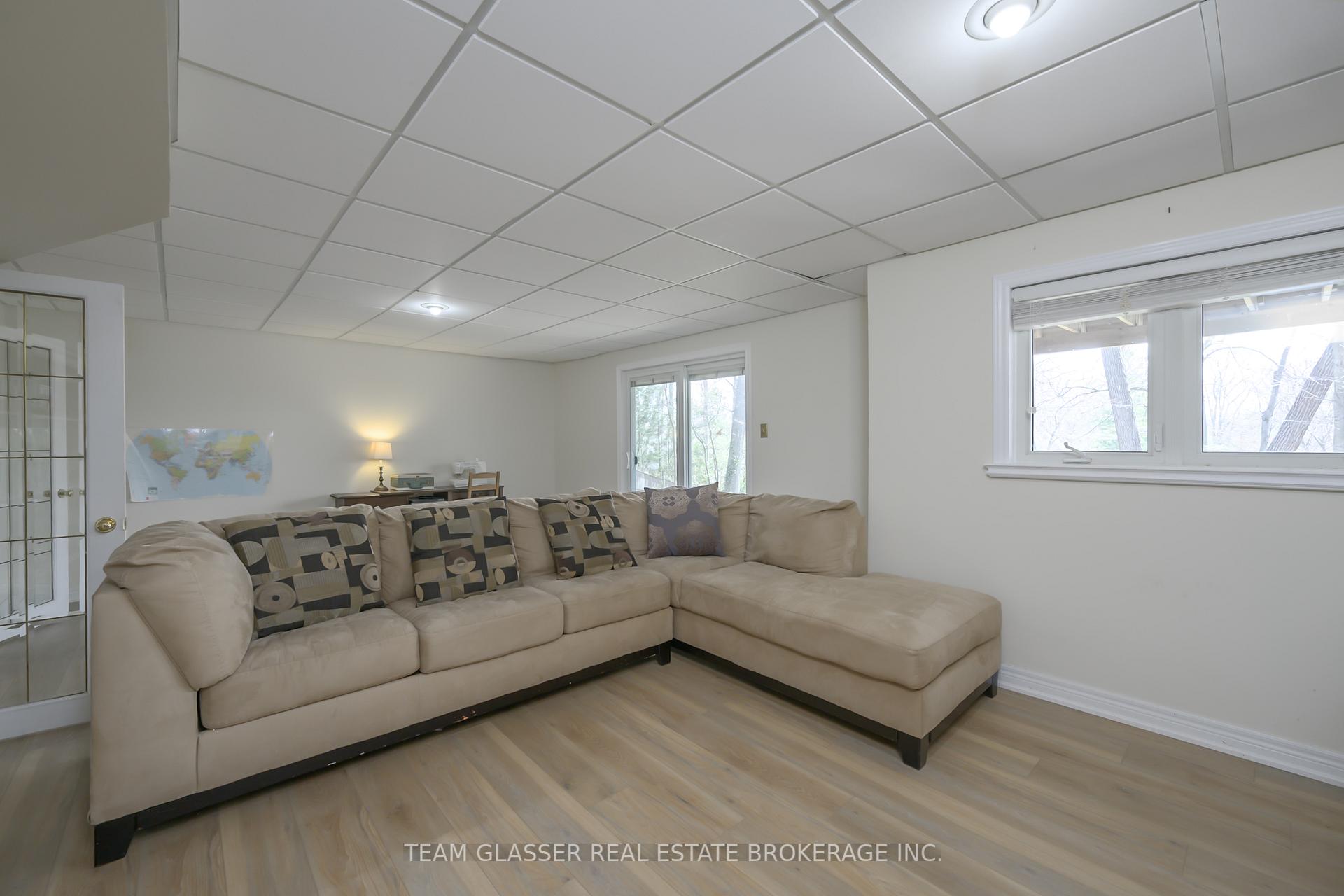 Photo 41 of 51 Birchcrest Drive, Middlesex Centre, Kilworth — HOMEH