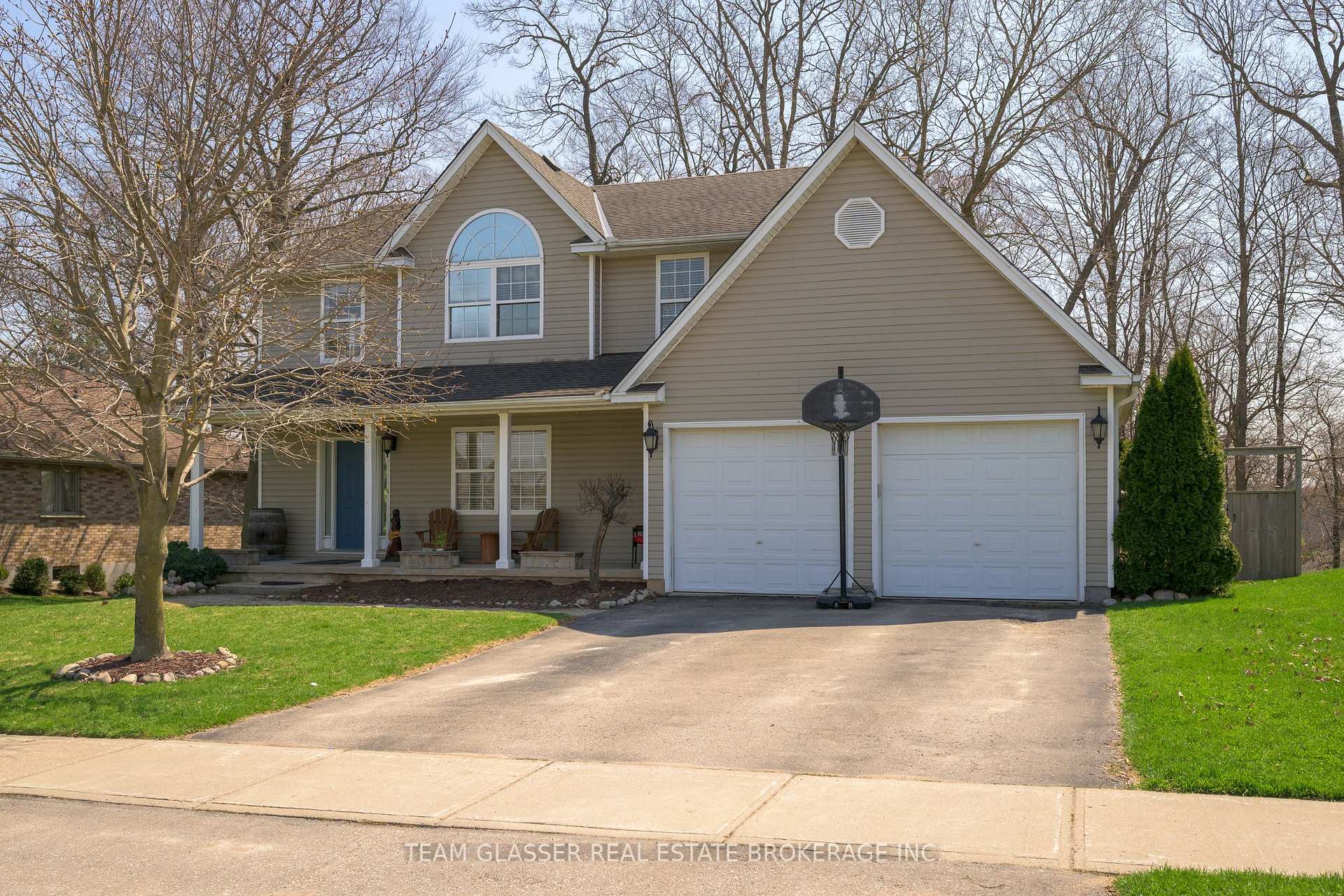 Photo 47 of 51 Birchcrest Drive, Middlesex Centre, Kilworth — HOMEH