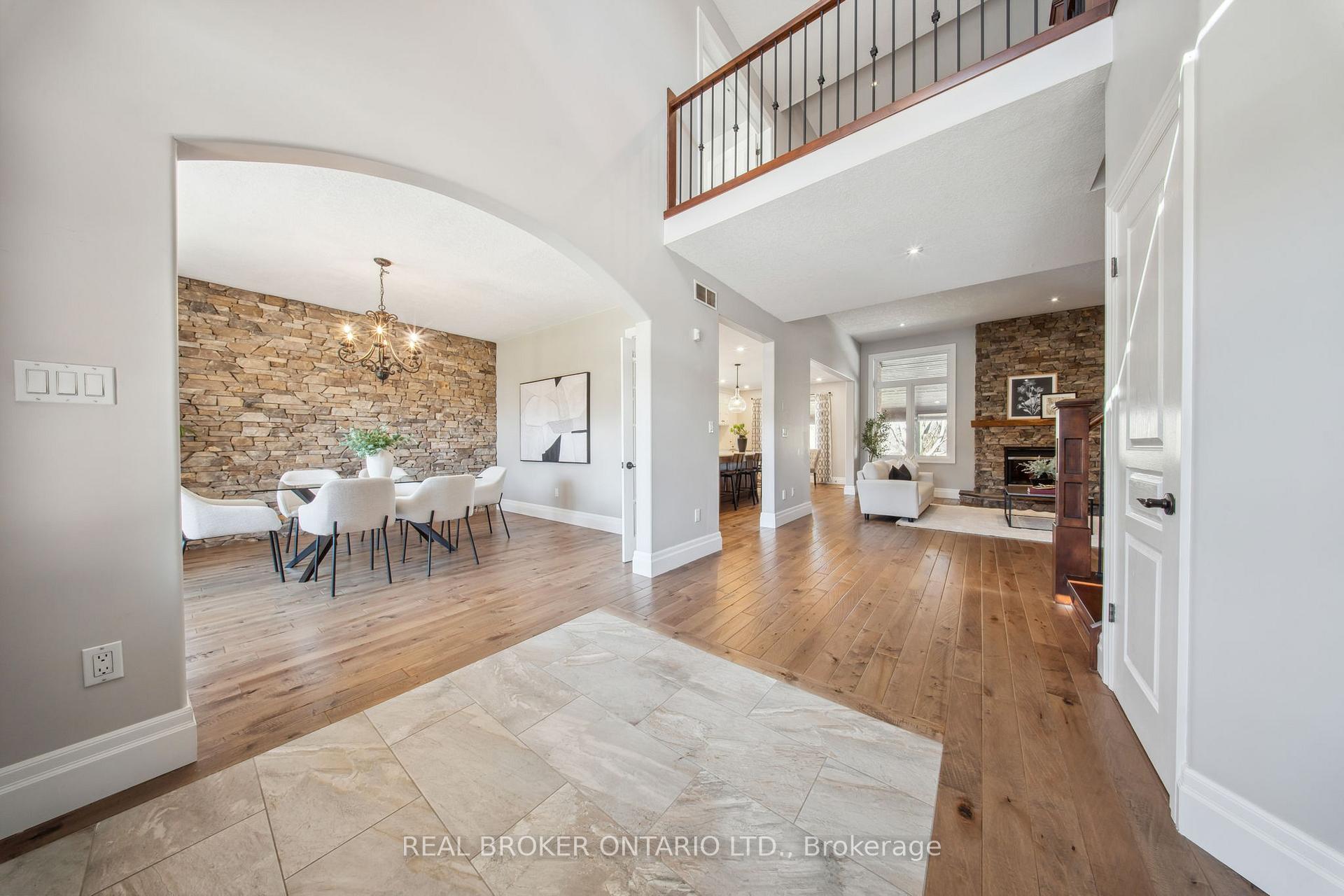 Photo 7 of 229 Terrace Wood Crescent, Kitchener — HOMEH