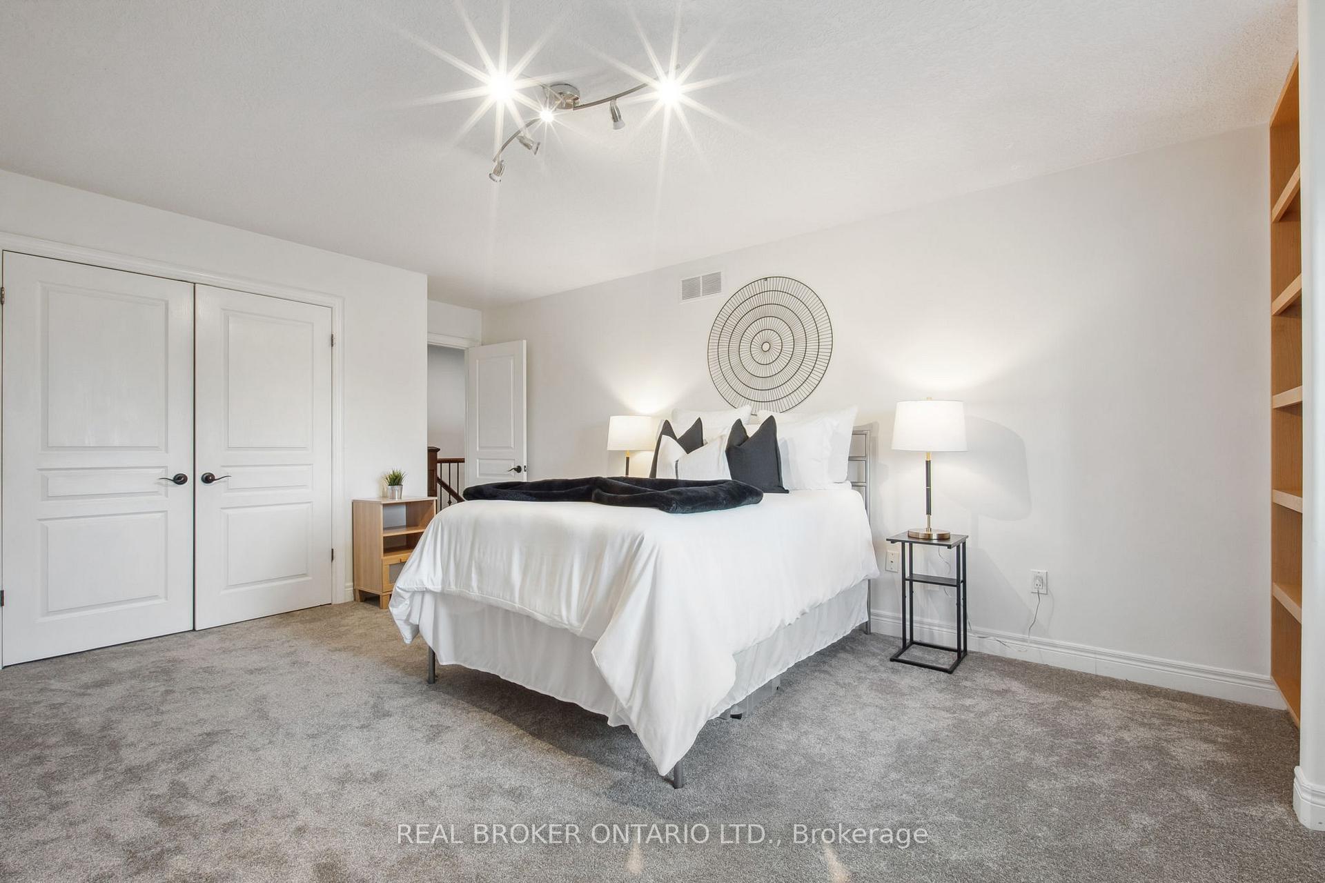 Photo 22 of 229 Terrace Wood Crescent, Kitchener — HOMEH