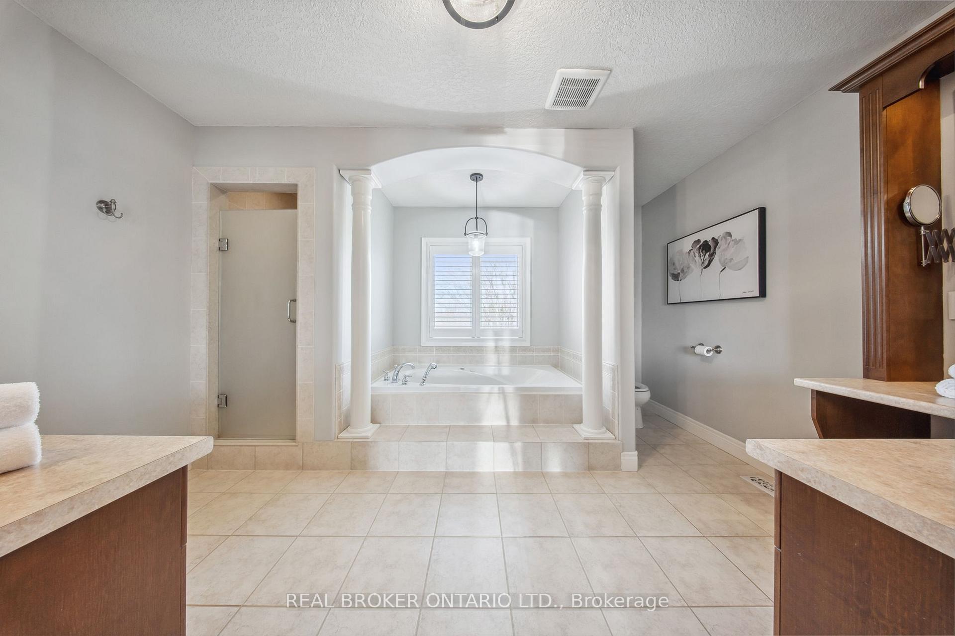 Photo 27 of 229 Terrace Wood Crescent, Kitchener — HOMEH