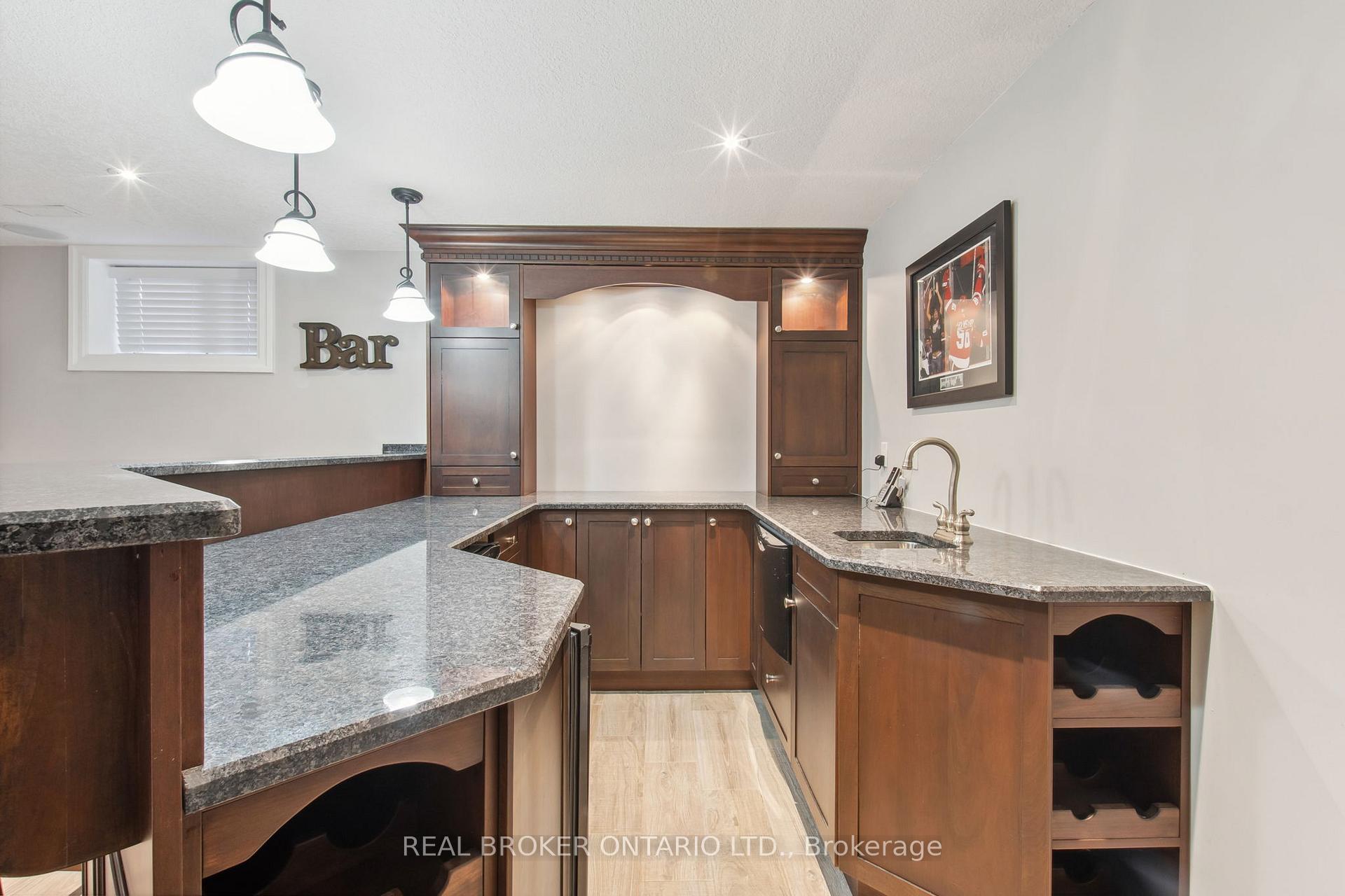 Photo 35 of 229 Terrace Wood Crescent, Kitchener — HOMEH
