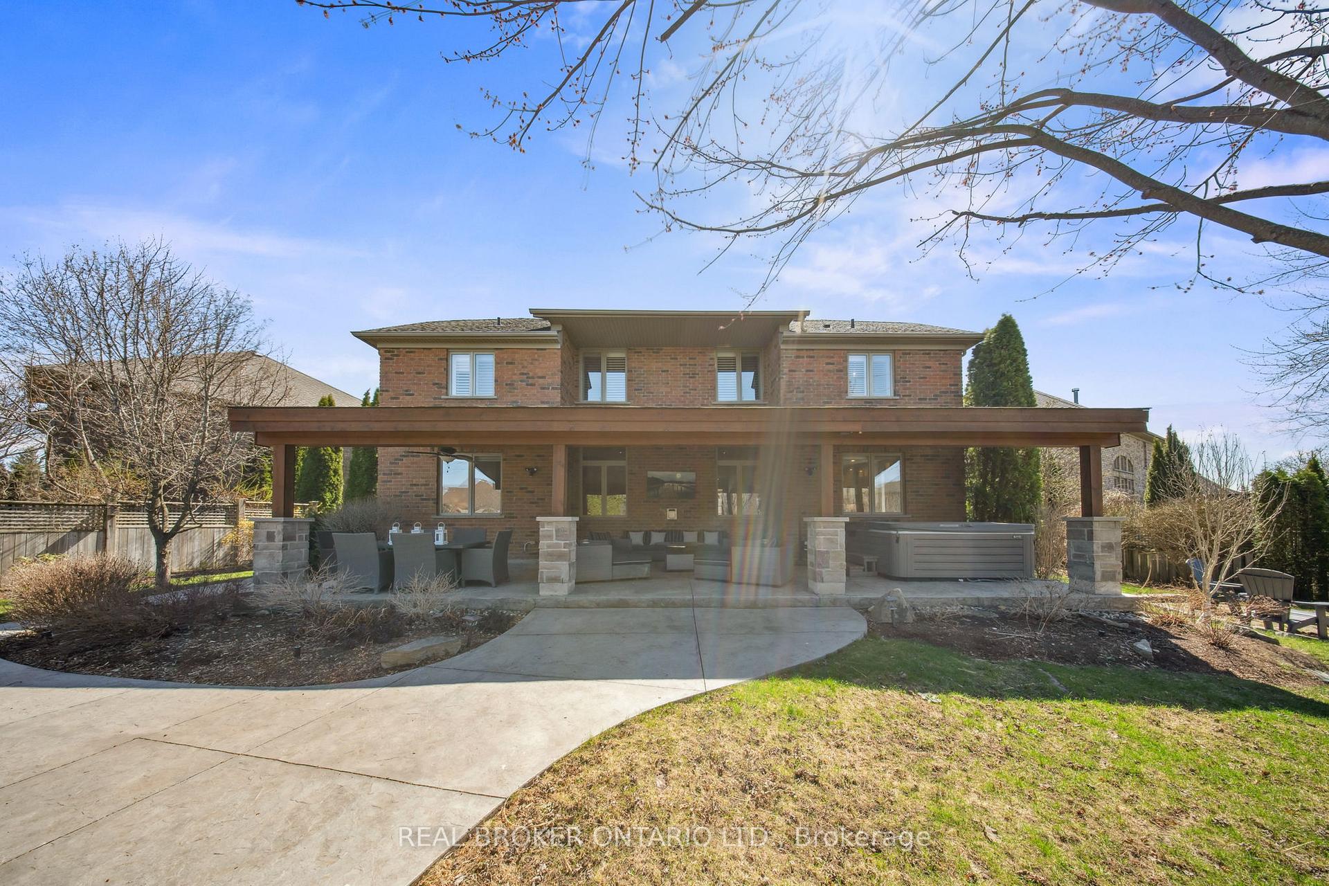 Photo 40 of 229 Terrace Wood Crescent, Kitchener — HOMEH