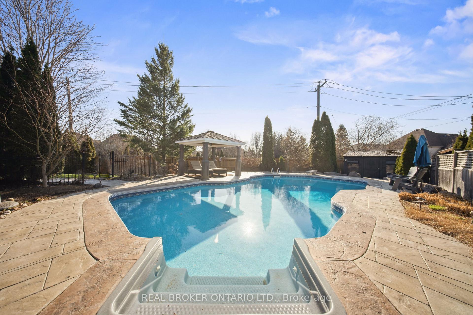 Photo 41 of 229 Terrace Wood Crescent, Kitchener — HOMEH