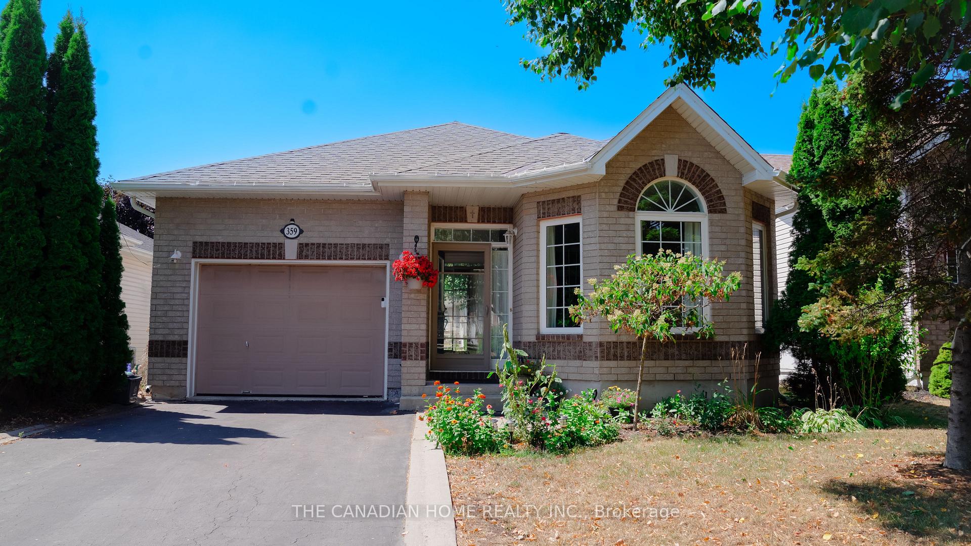 Front of 359 Ellesmeer Avenue