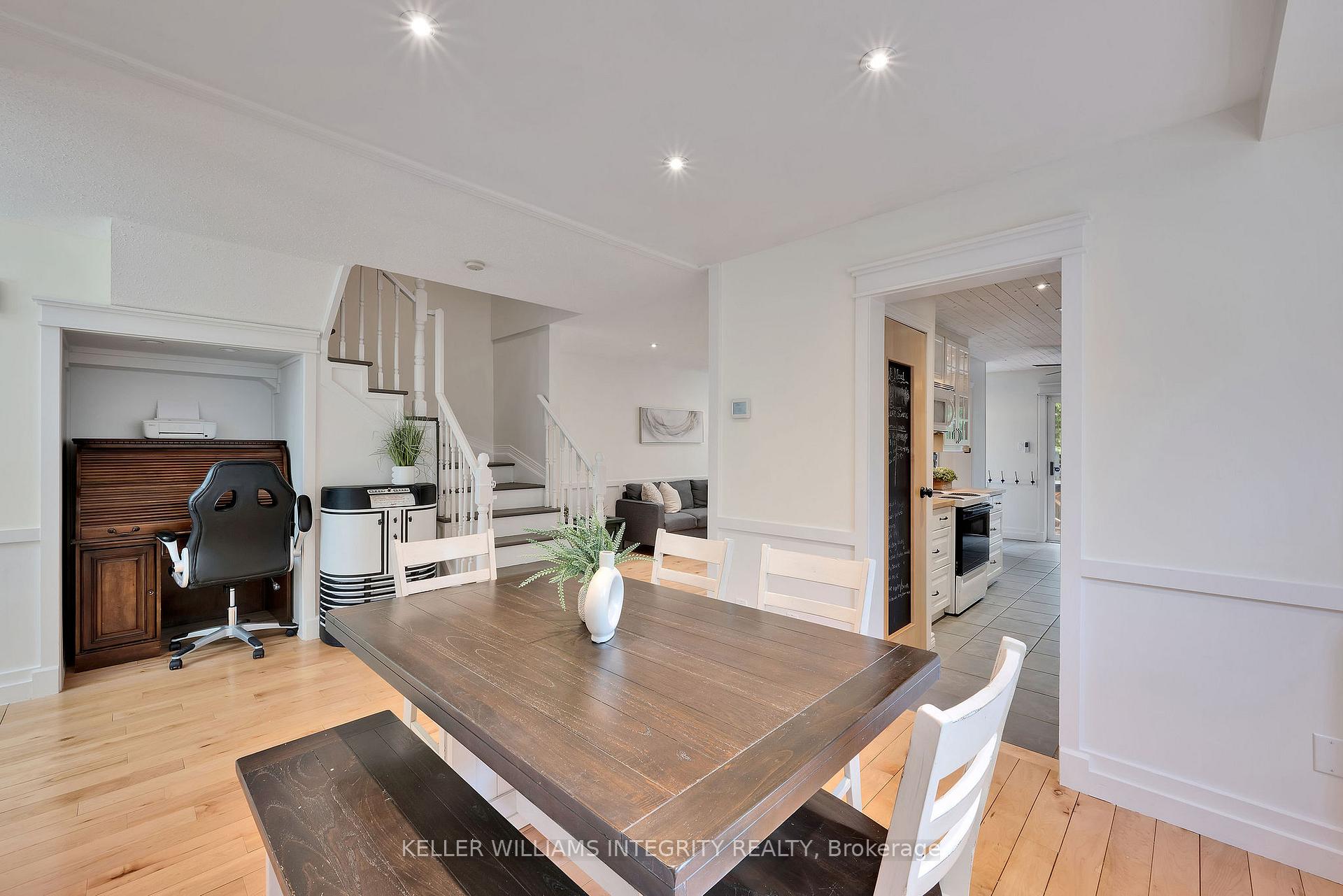 Photo 9 of 7 Sunnybrooke Drive, Ottawa, Kanata - Emerald Meadows/Trailwest — HOMEH