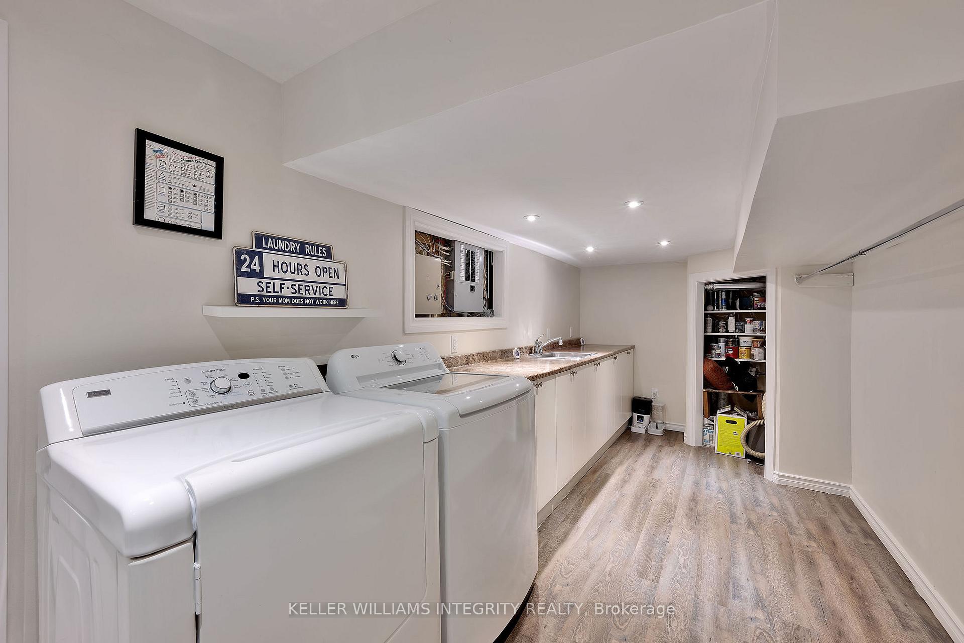 Photo 32 of 7 Sunnybrooke Drive, Ottawa, Kanata - Emerald Meadows/Trailwest — HOMEH