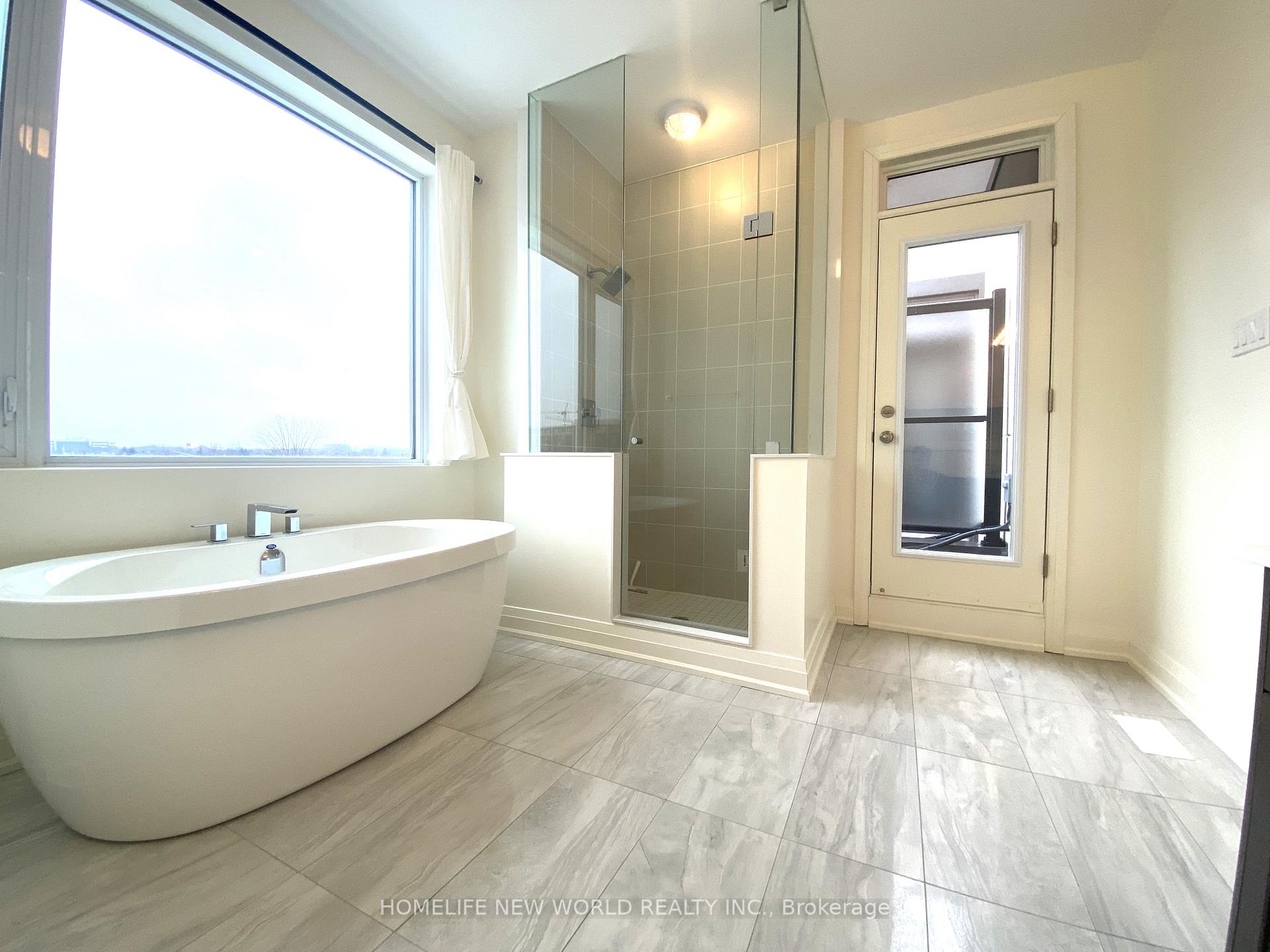 Photo 14 of 8 Teasel Way, Markham, Unionville — HOMEH