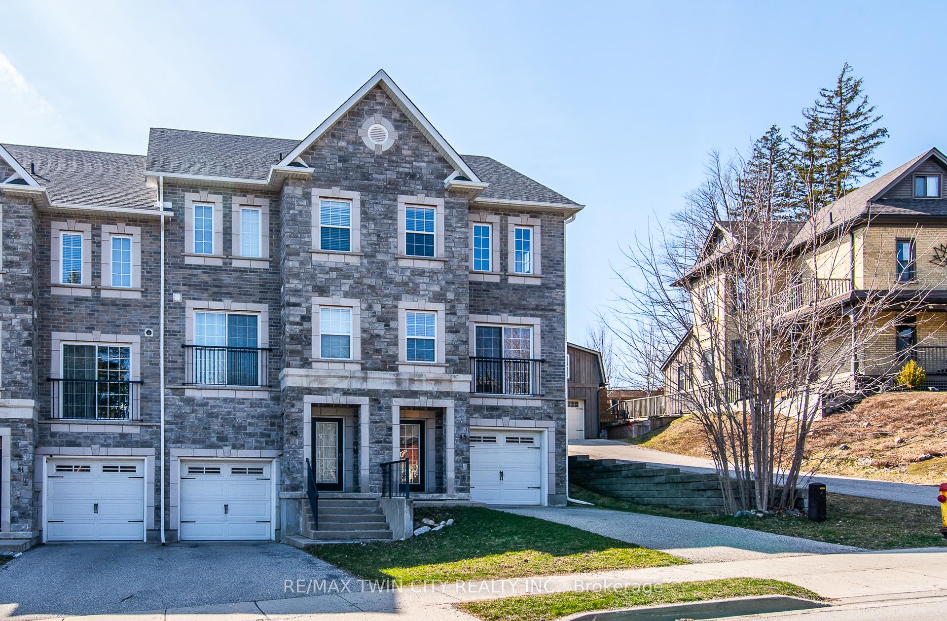 Photo 2 of 45 Woolwich Street, Kitchener — HOMEH